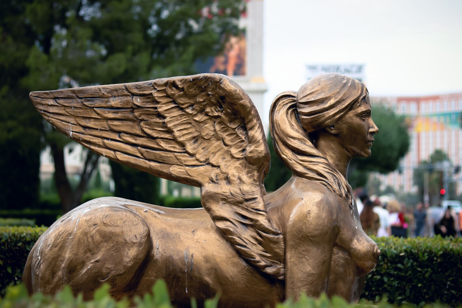 Canon EOS 760D (EOS Rebel T6s / EOS 8000D) + Canon EF 50mm F1.8 STM sample photo. Caesar palace, statue, palace photography