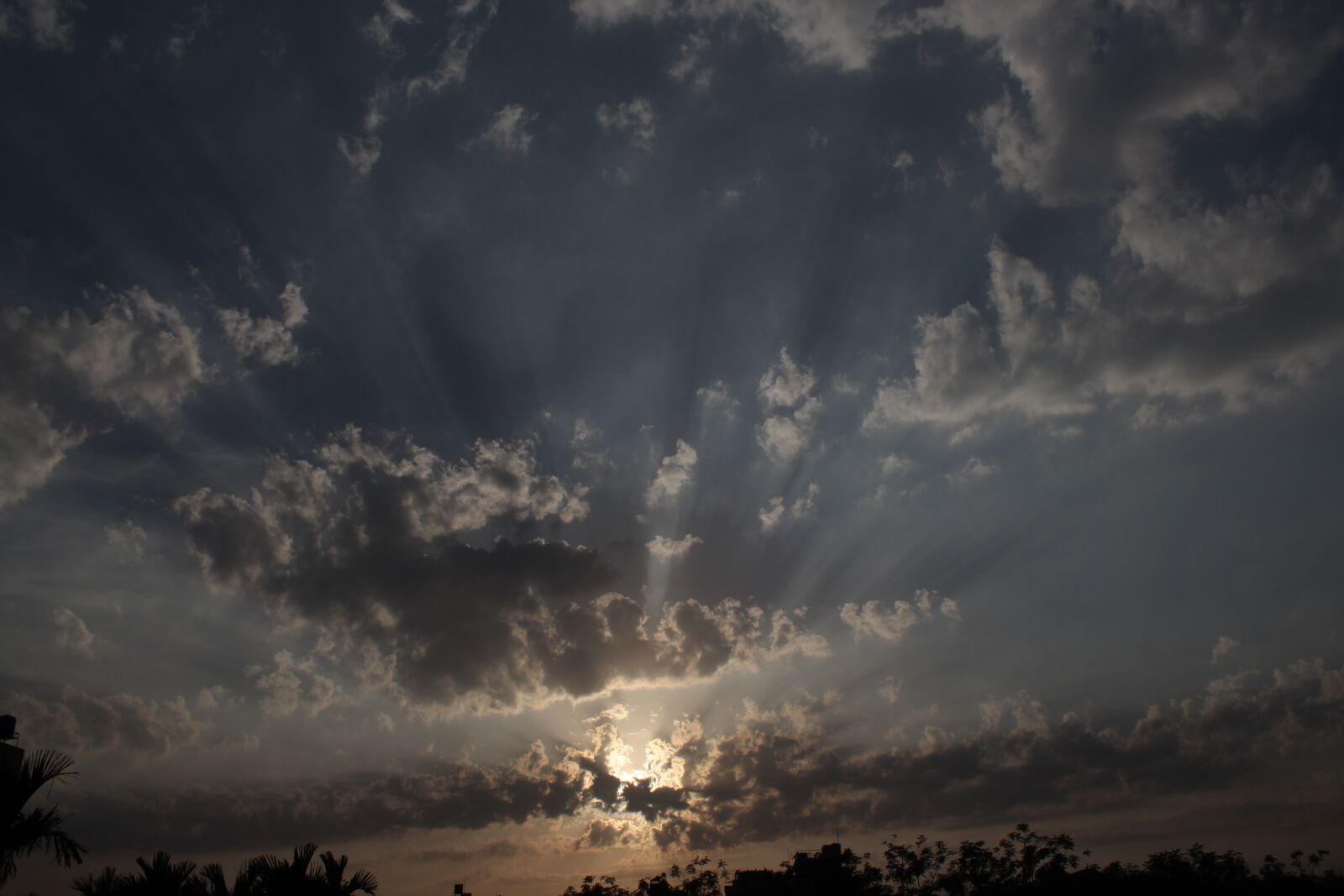 Canon EOS 700D (EOS Rebel T5i / EOS Kiss X7i) sample photo. Sky, pune, travel photography