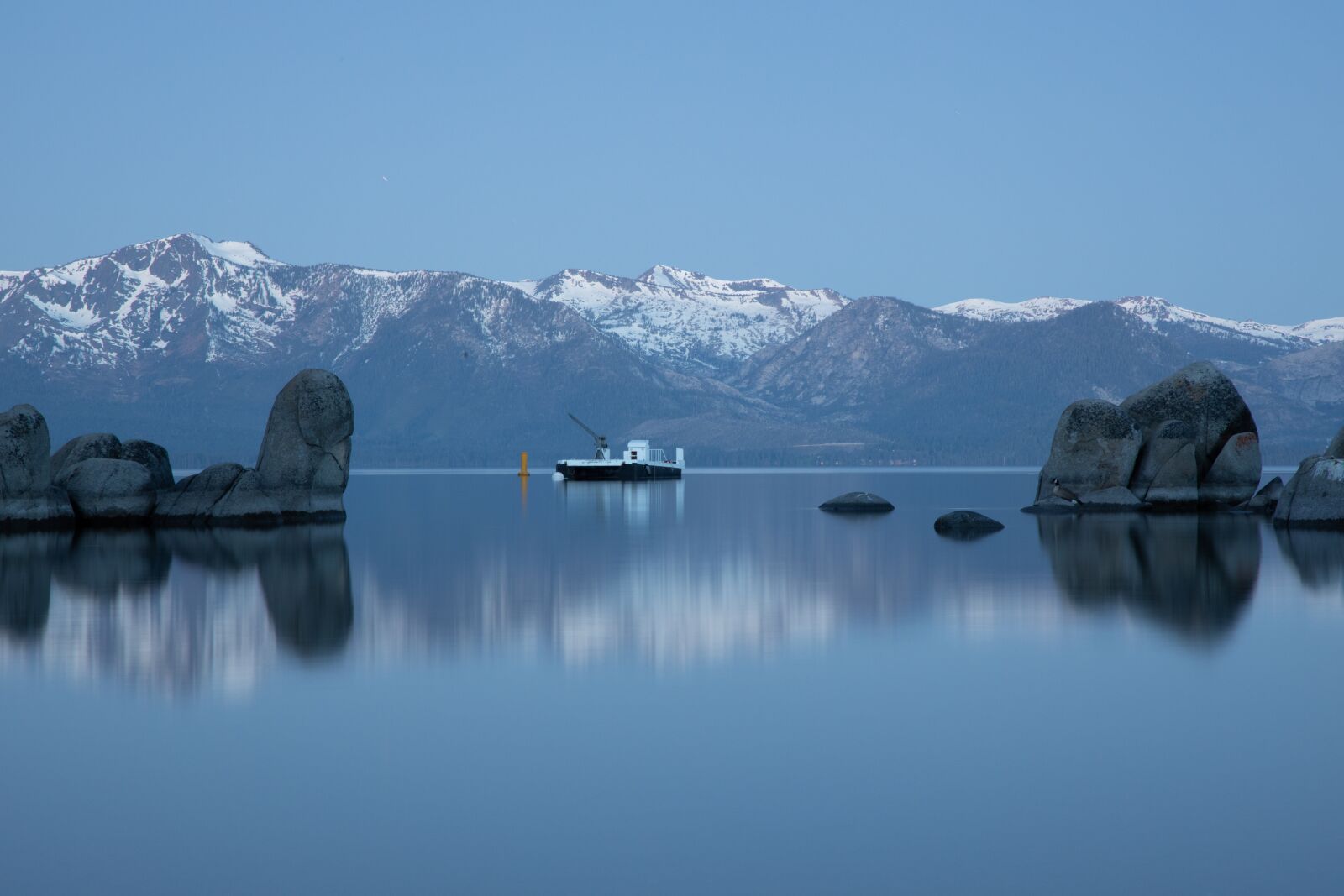 Canon RF 24-105mm F4L IS USM sample photo. Lake, water, landscape photography