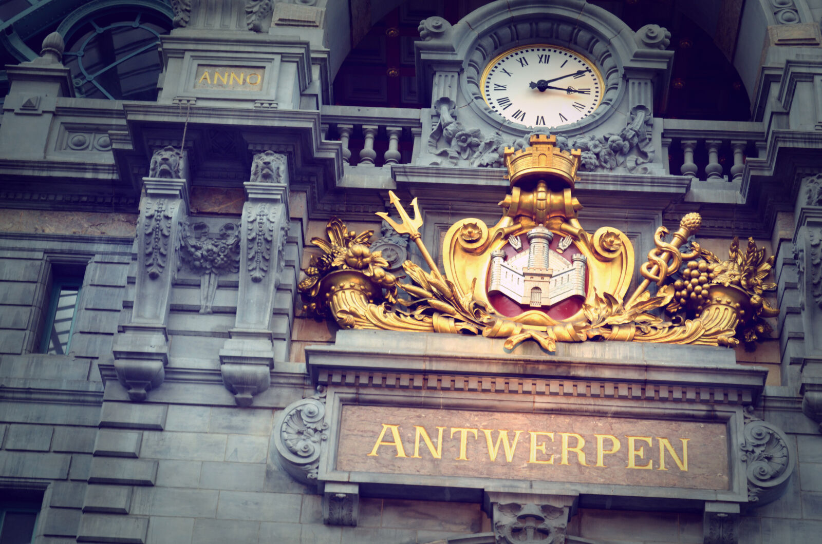 Nikon D5100 sample photo. Antwerpen, belgium, central, station photography