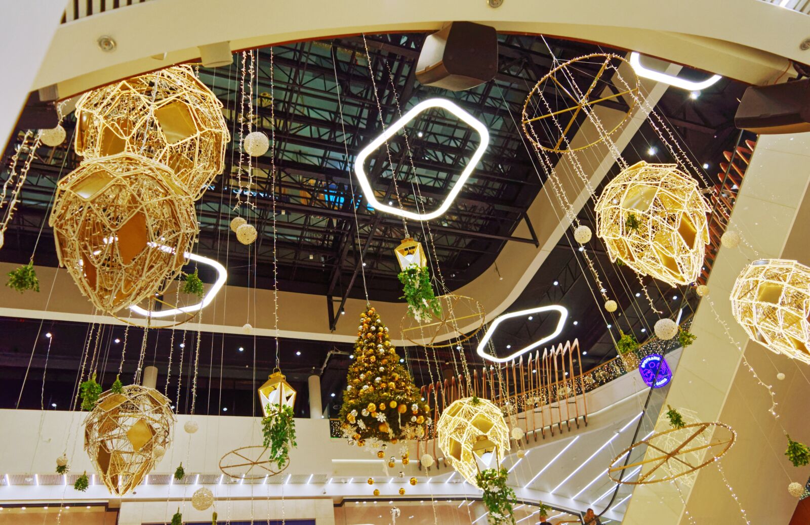 Nikon D5100 sample photo. Design, interior, center photography