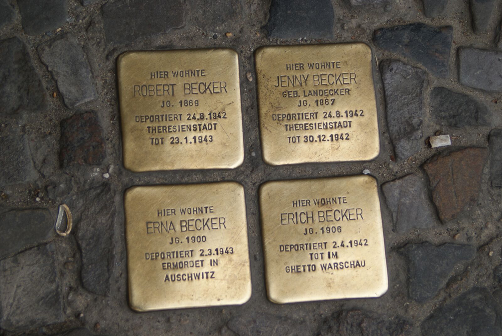 Sony Alpha DSLR-A300 sample photo. Memory, holocaust, war photography