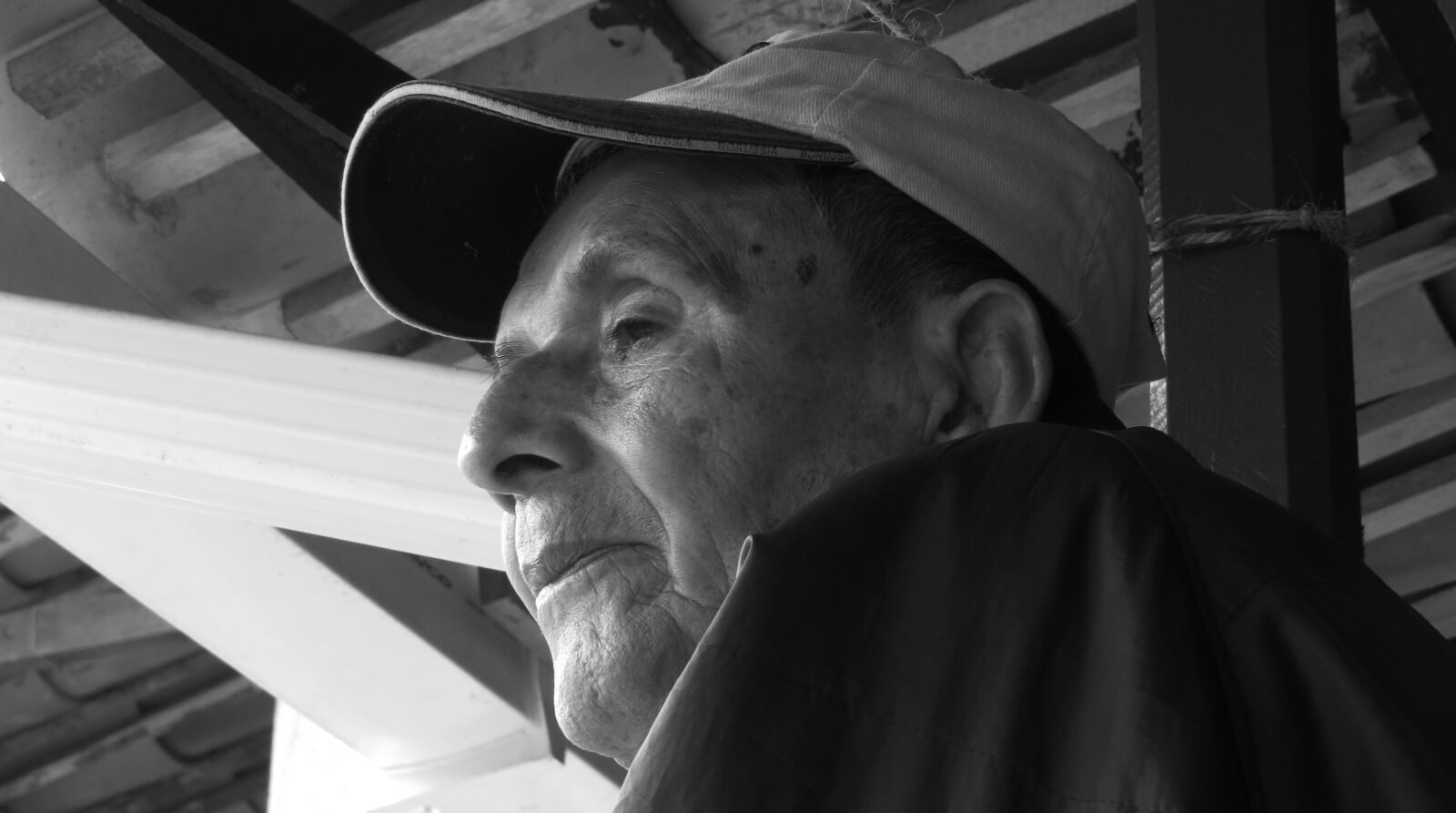Canon PowerShot SX50 HS sample photo. Person, old age, elder photography