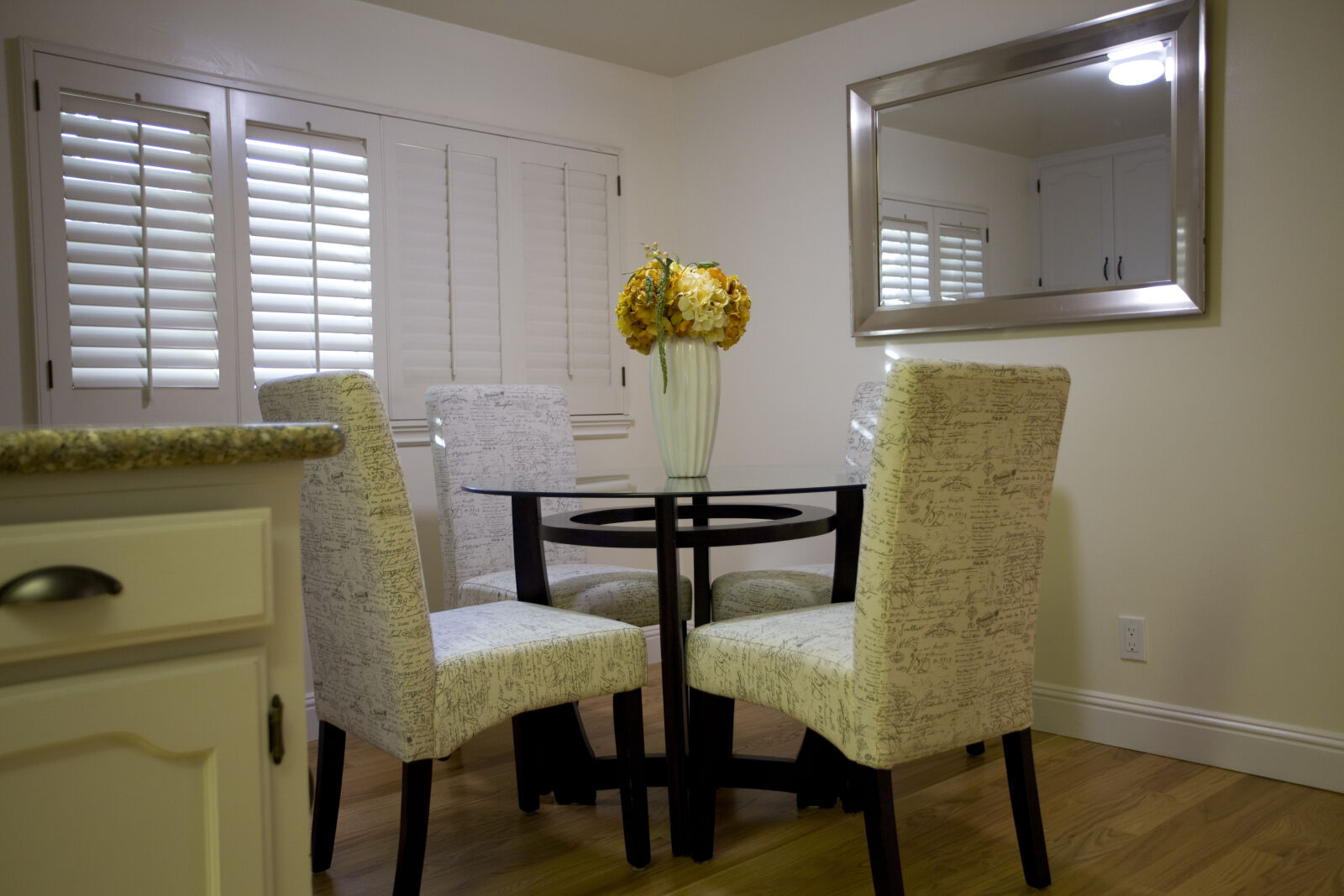 Canon EF 17-40mm F4L USM sample photo. Dining, room, living, space photography