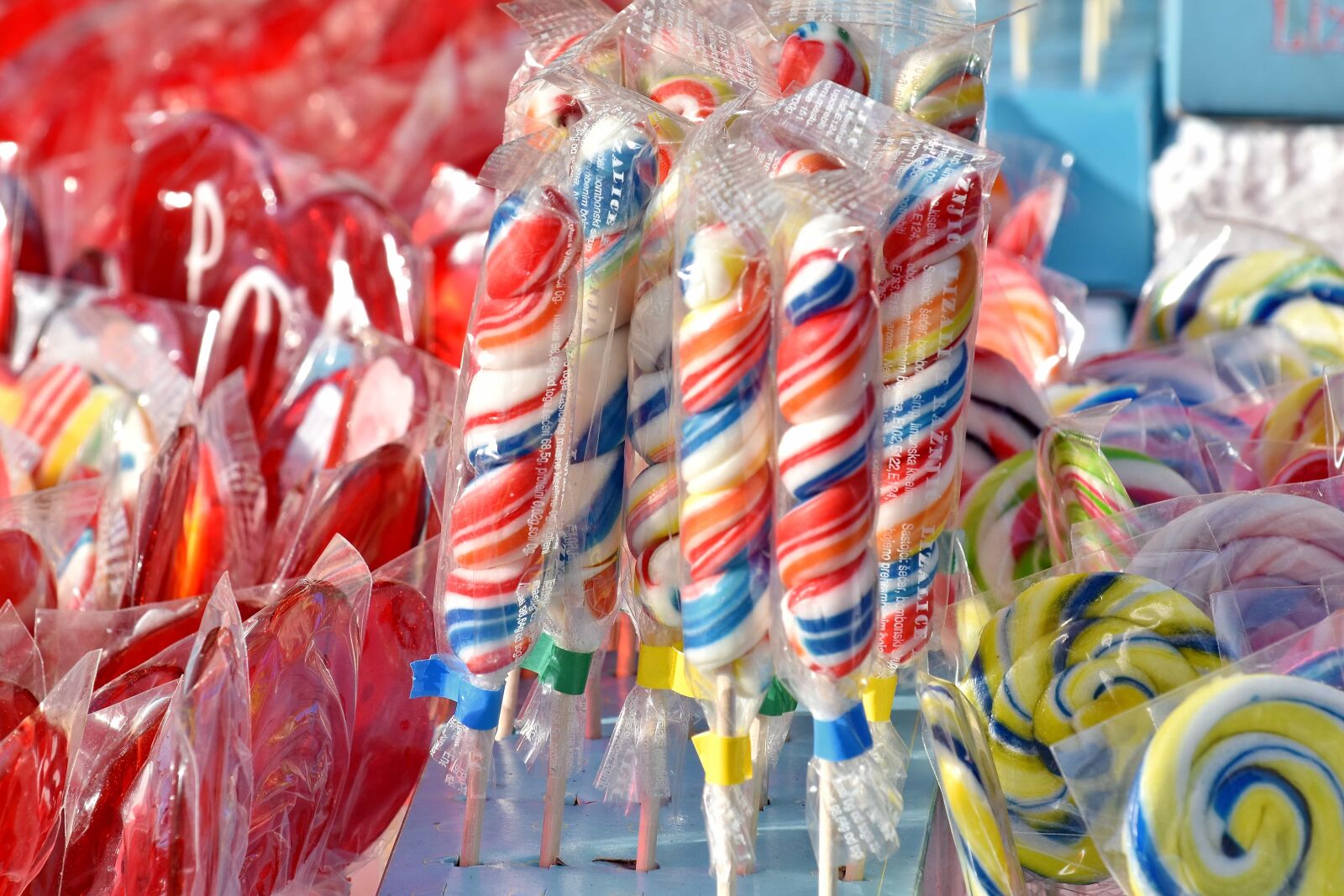 Nikon D5500 sample photo. Caramel, gelatin, sticks, sugar photography