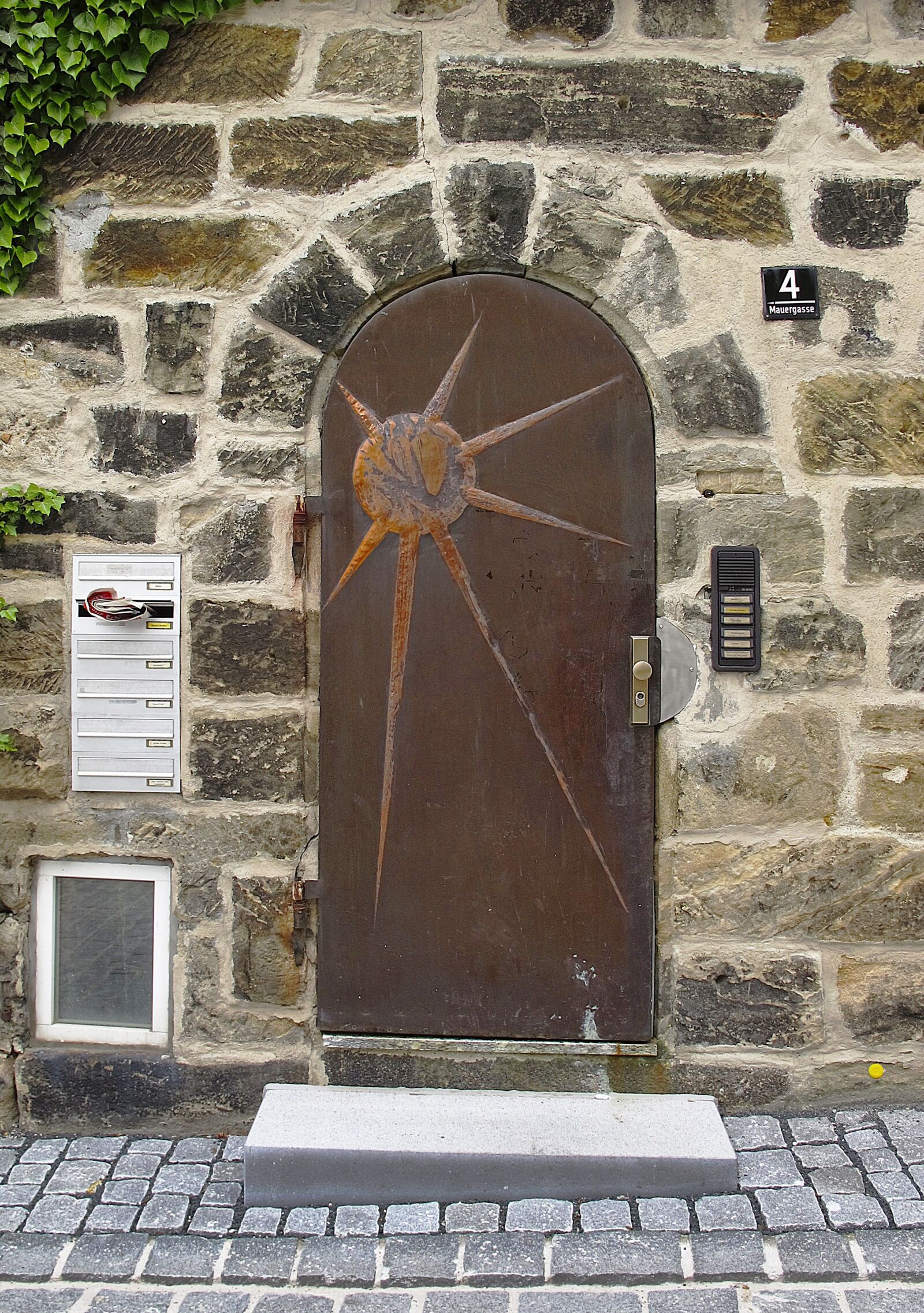 Canon PowerShot G12 sample photo. Stone portal, natural stone photography
