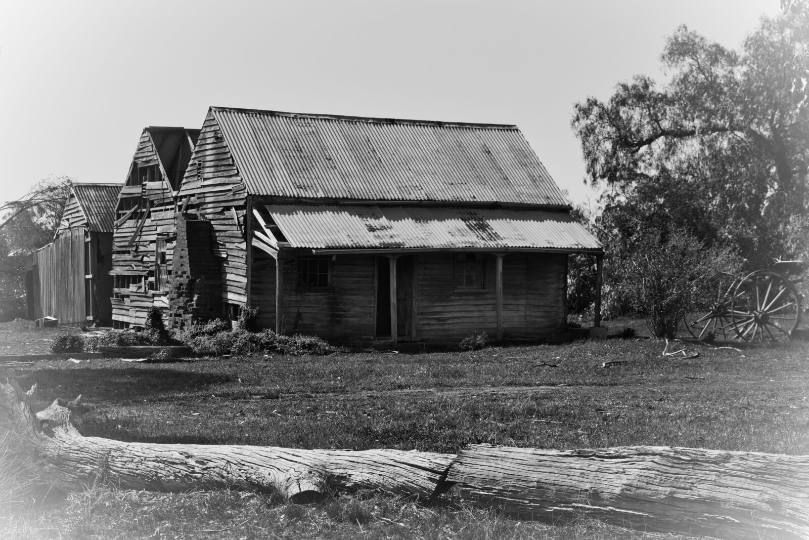 Canon EF 24-70mm F2.8L II USM sample photo. House, country, rural photography
