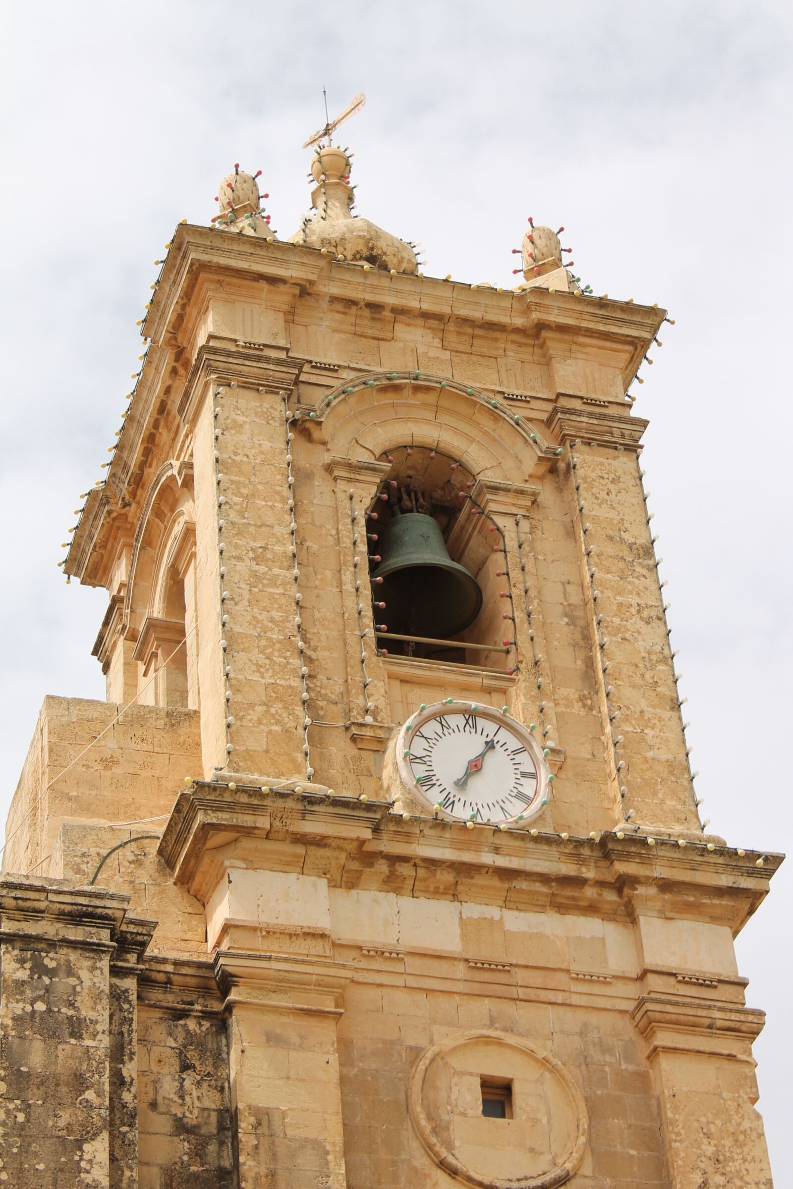 Canon EOS 1100D (EOS Rebel T3 / EOS Kiss X50) sample photo. Malta, church, stone photography