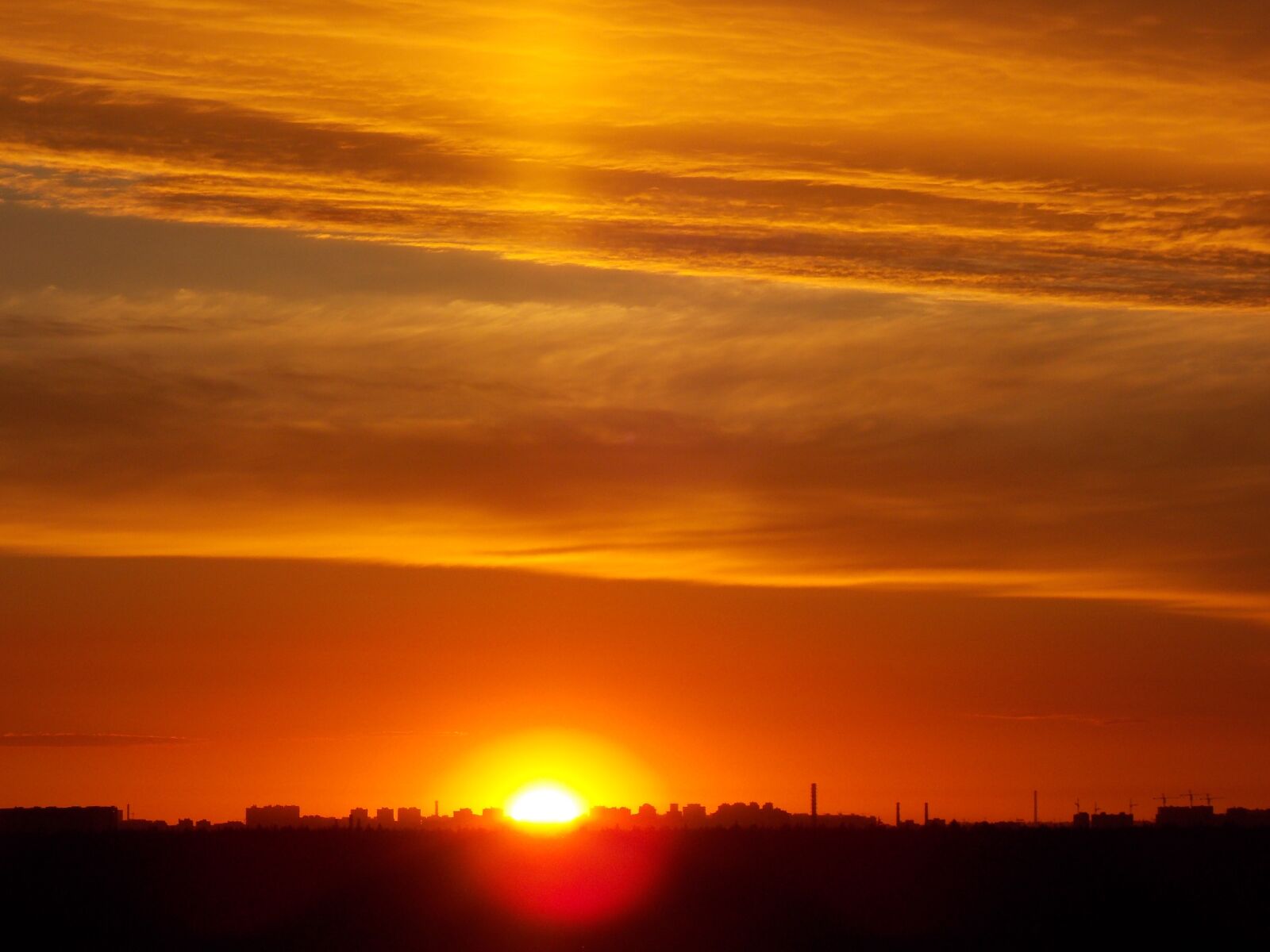 Nikon Coolpix L810 sample photo. Sunset, sky, clouds photography