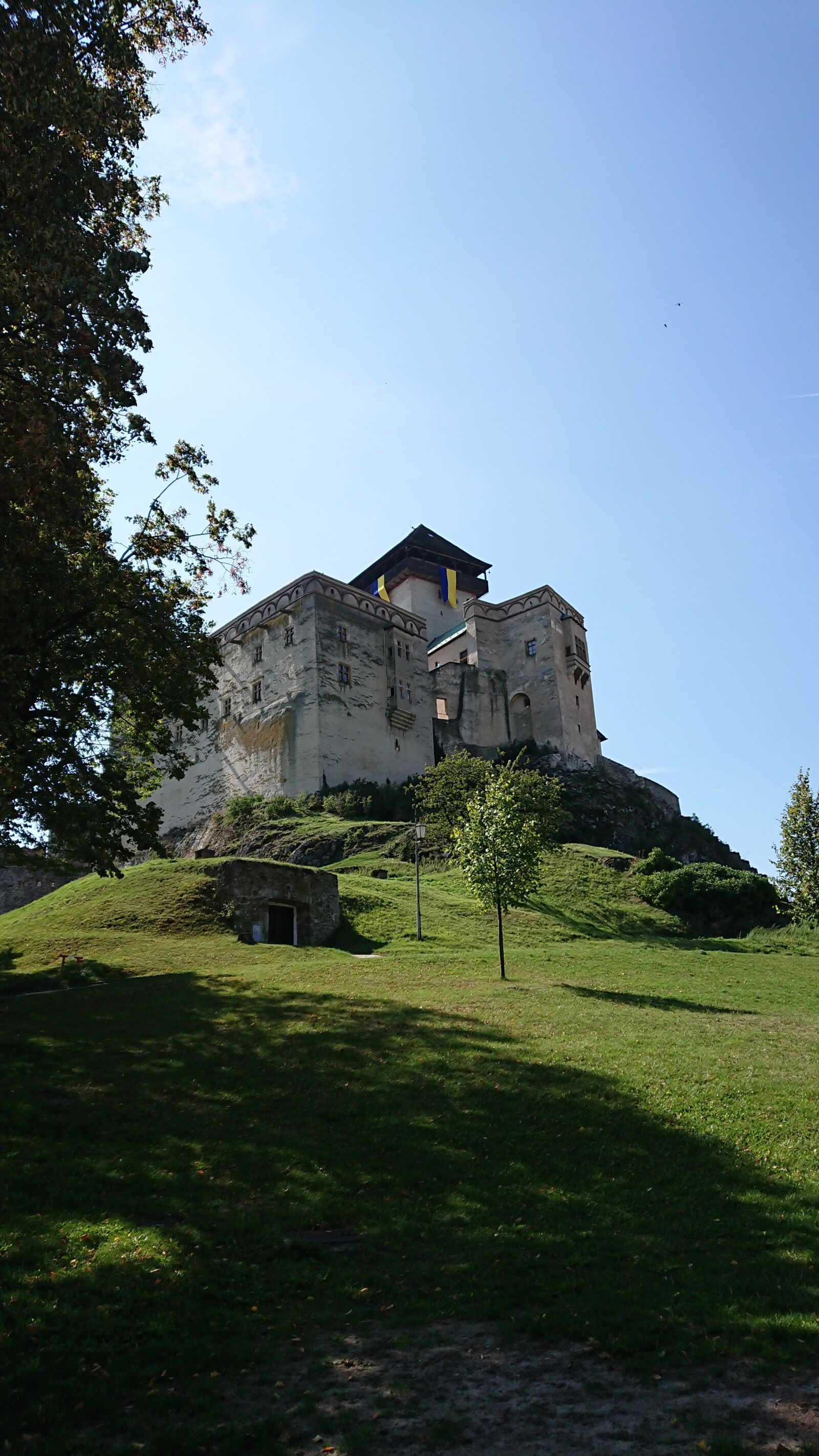 Sony Xperia XZ Premium sample photo. Castle, trenčín, slovakia photography