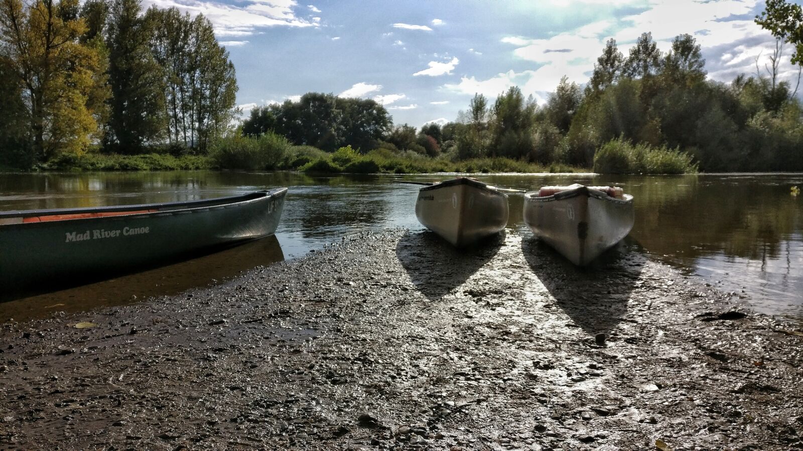 OnePlus A3003 sample photo. Canoeing, lake, mud photography