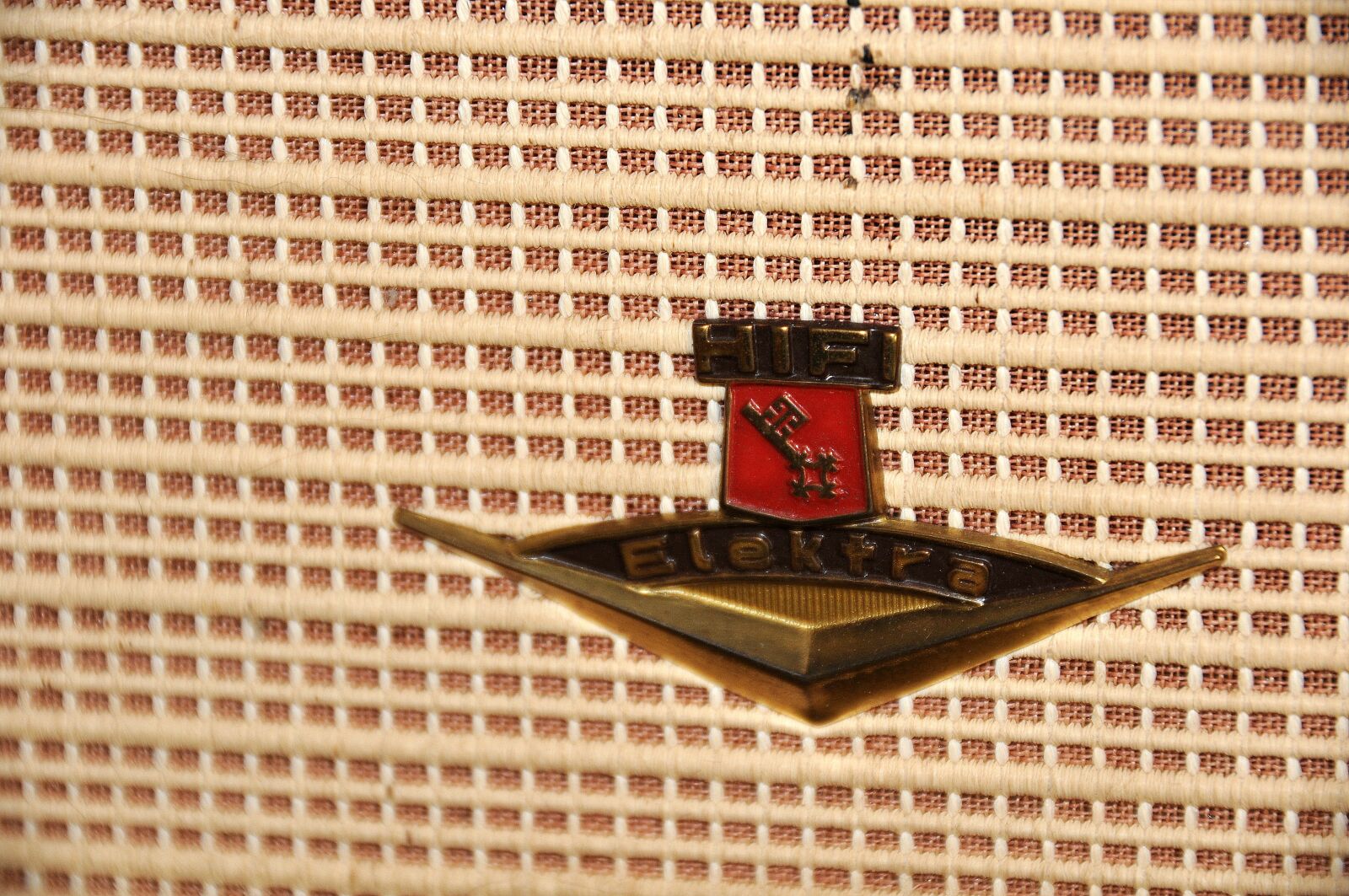 Nikon D300 sample photo. Elektra, radio, retro photography