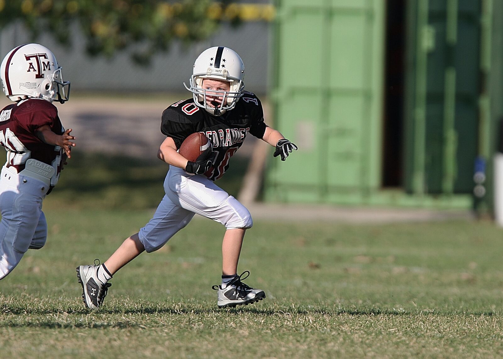 Canon EOS 20D sample photo. Football, youth league, action photography