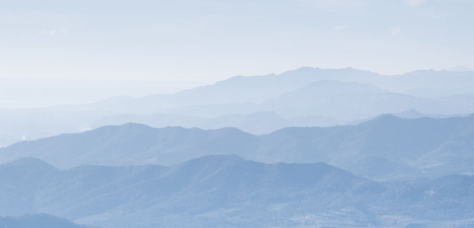 Panasonic DMC-FZ62 sample photo. Mountains, horizon, fog photography