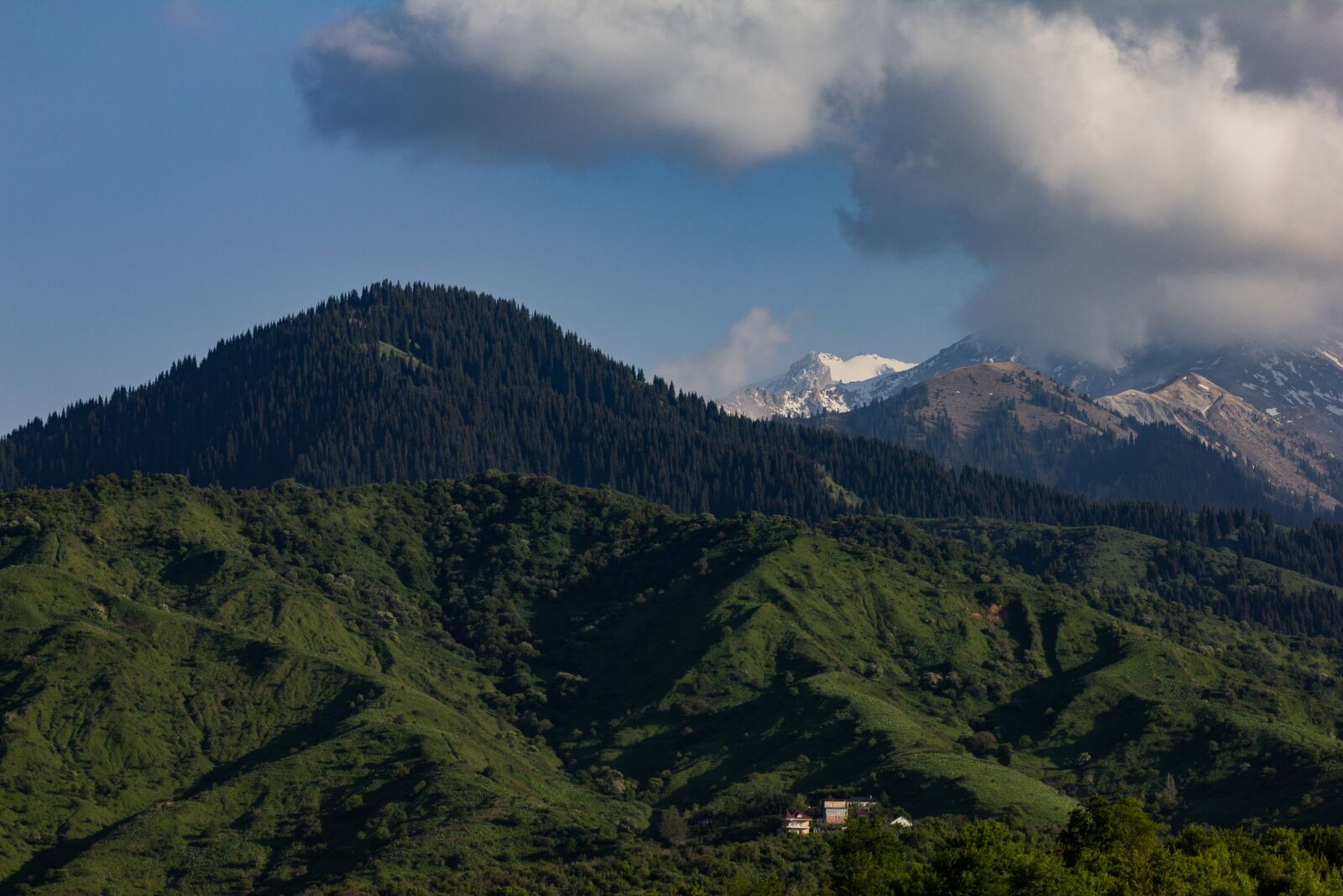 Canon EF75-300mm f/4-5.6 sample photo. Mountain, nature, forest photography
