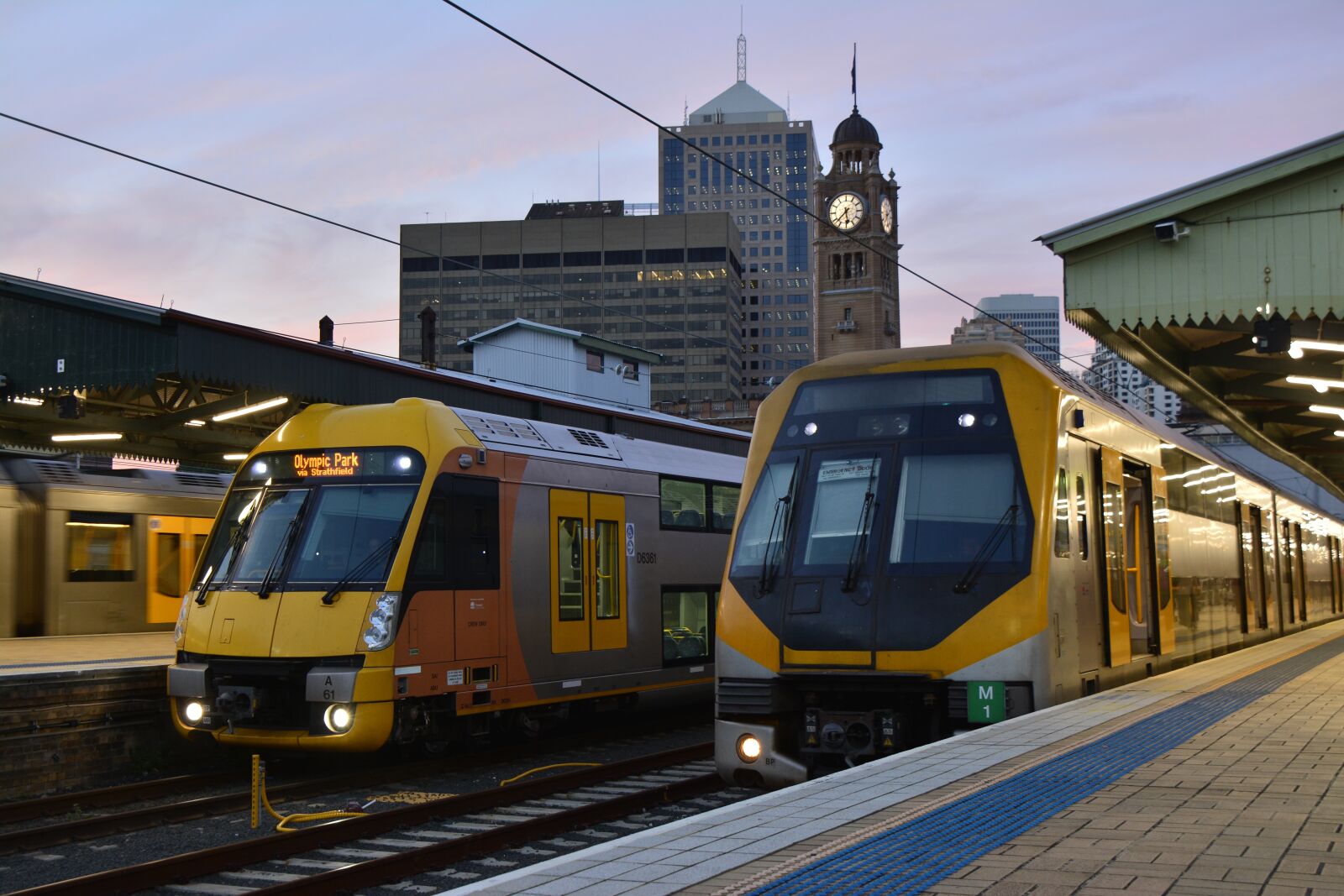 Nikon D5200 sample photo. Sydney, train, travel photography