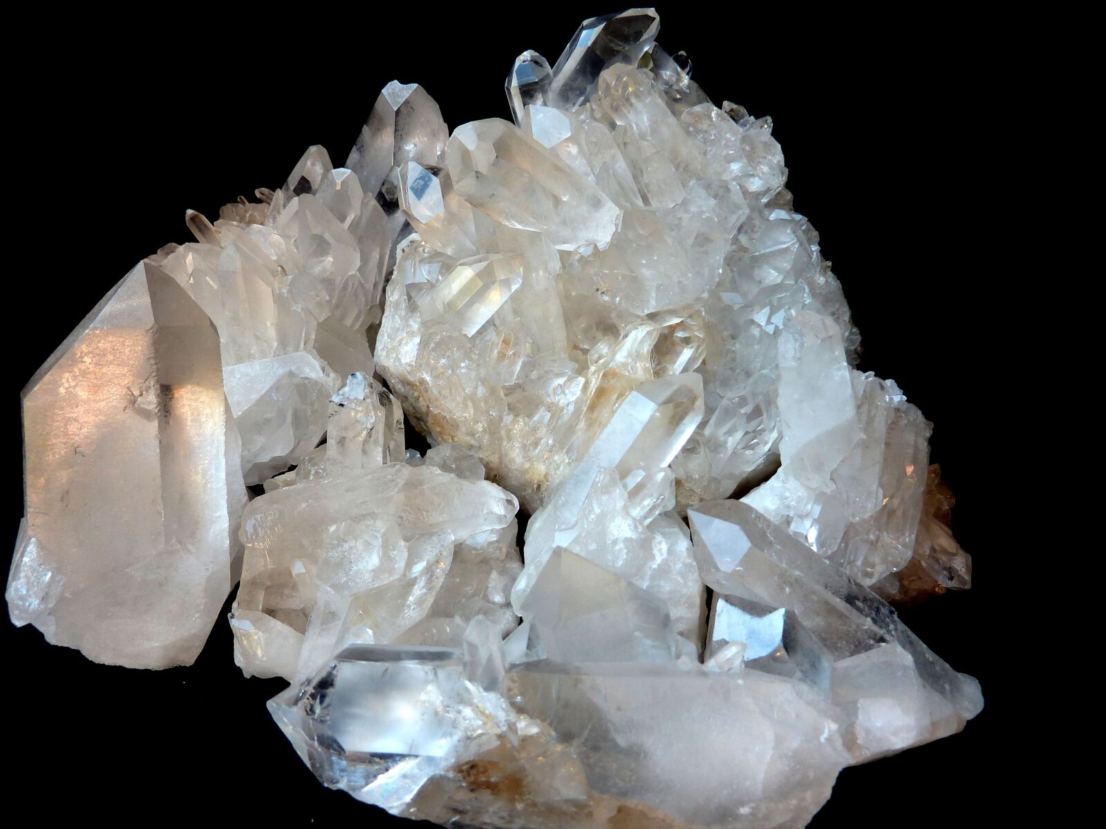 Panasonic Lumix DMC-ZS7 (Lumix DMC-TZ10) sample photo. Rock crystal, clear to photography