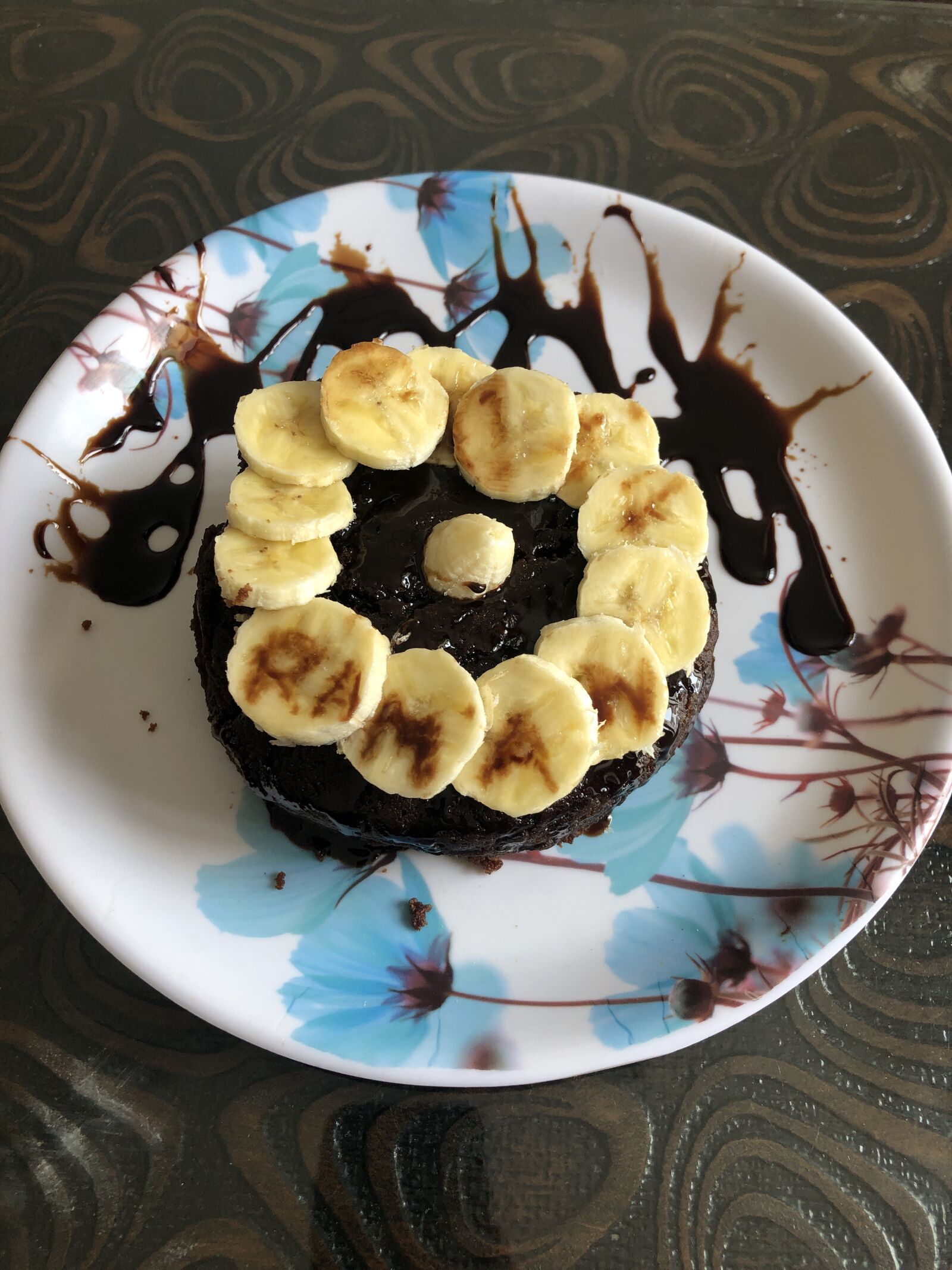 iPhone X back dual camera 4mm f/1.8 sample photo. Thanksgiving, homemade, lovetobakecake photography