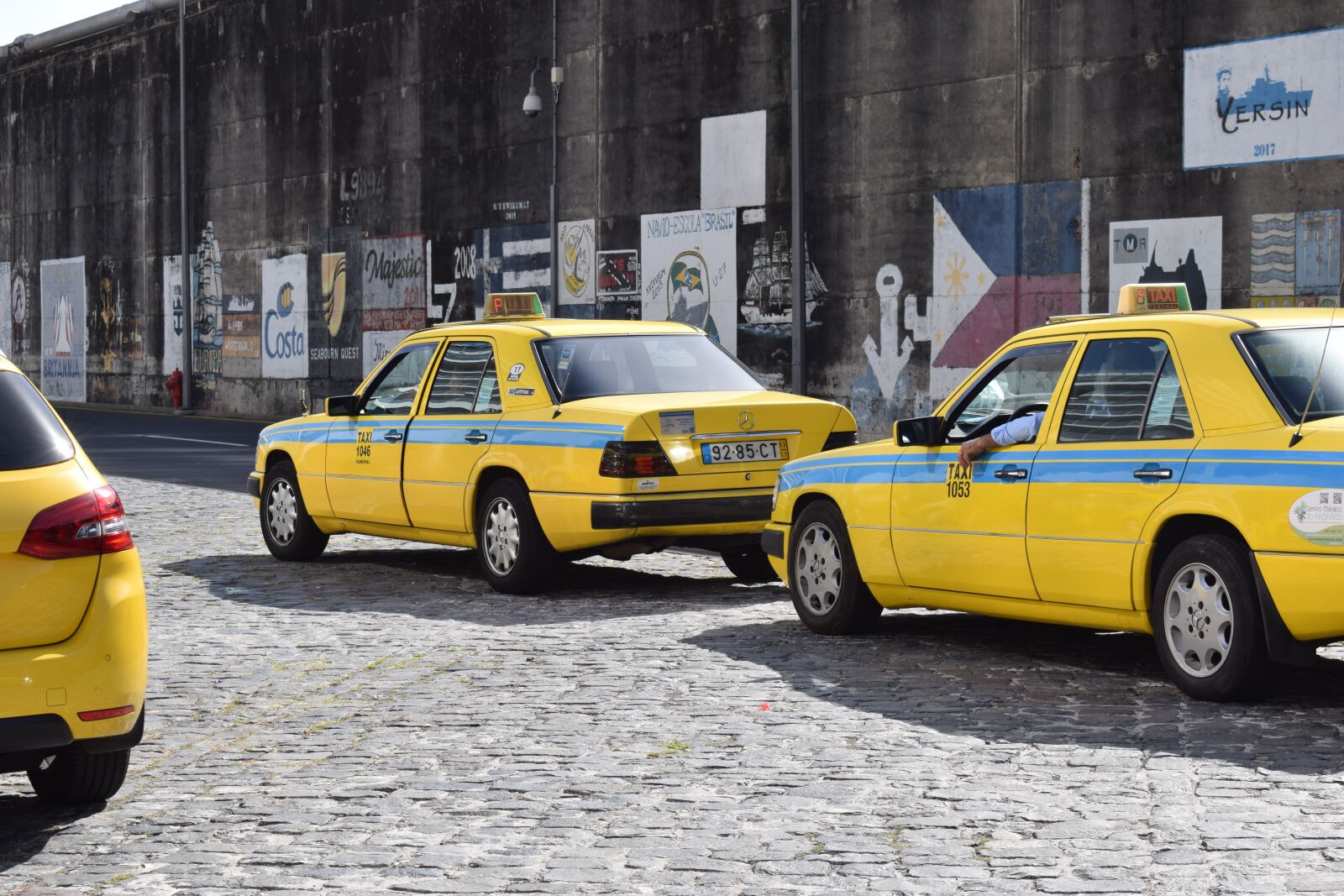 Nikon D5300 sample photo. Taxi, auto, yellow photography