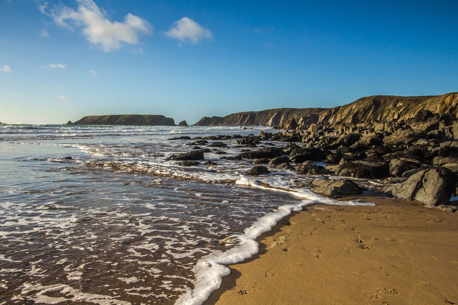 Canon EF-S 10-22mm F3.5-4.5 USM sample photo. Ocean, beach, low tide photography