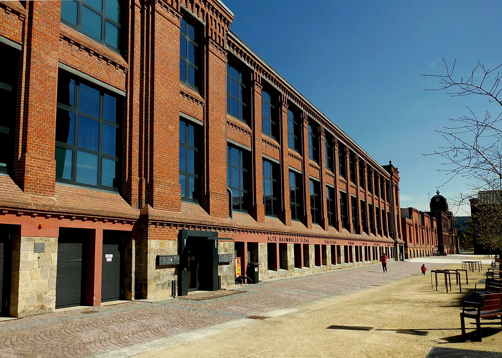 MEDION MD86824 sample photo. Fl ha, architecture, industrial photography