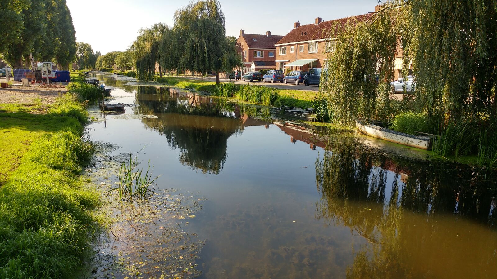 LG G5 sample photo. Ditch, water, nature photography