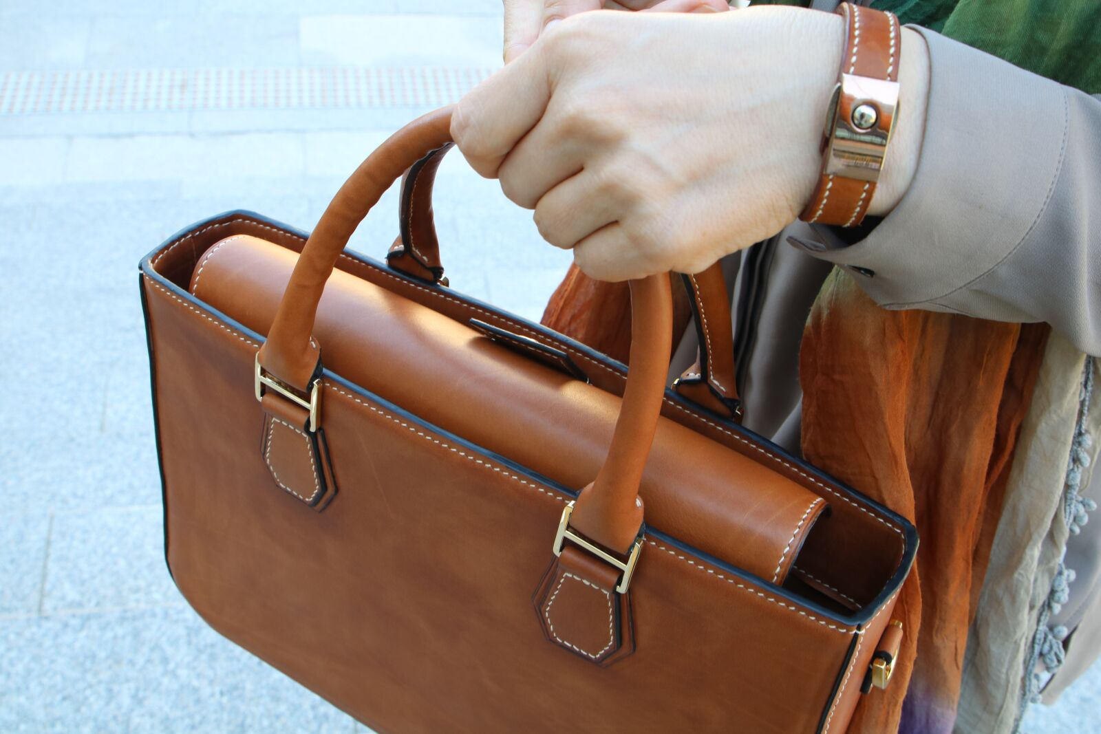 Canon EOS 750D (EOS Rebel T6i / EOS Kiss X8i) sample photo. Leather craft, handbags, hobby photography