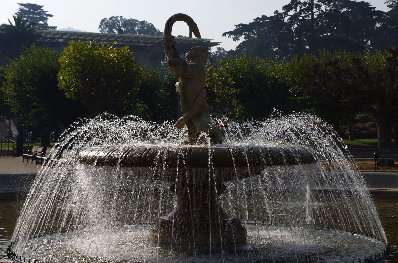 Pentax K-50 sample photo. Fountain, water, drip photography