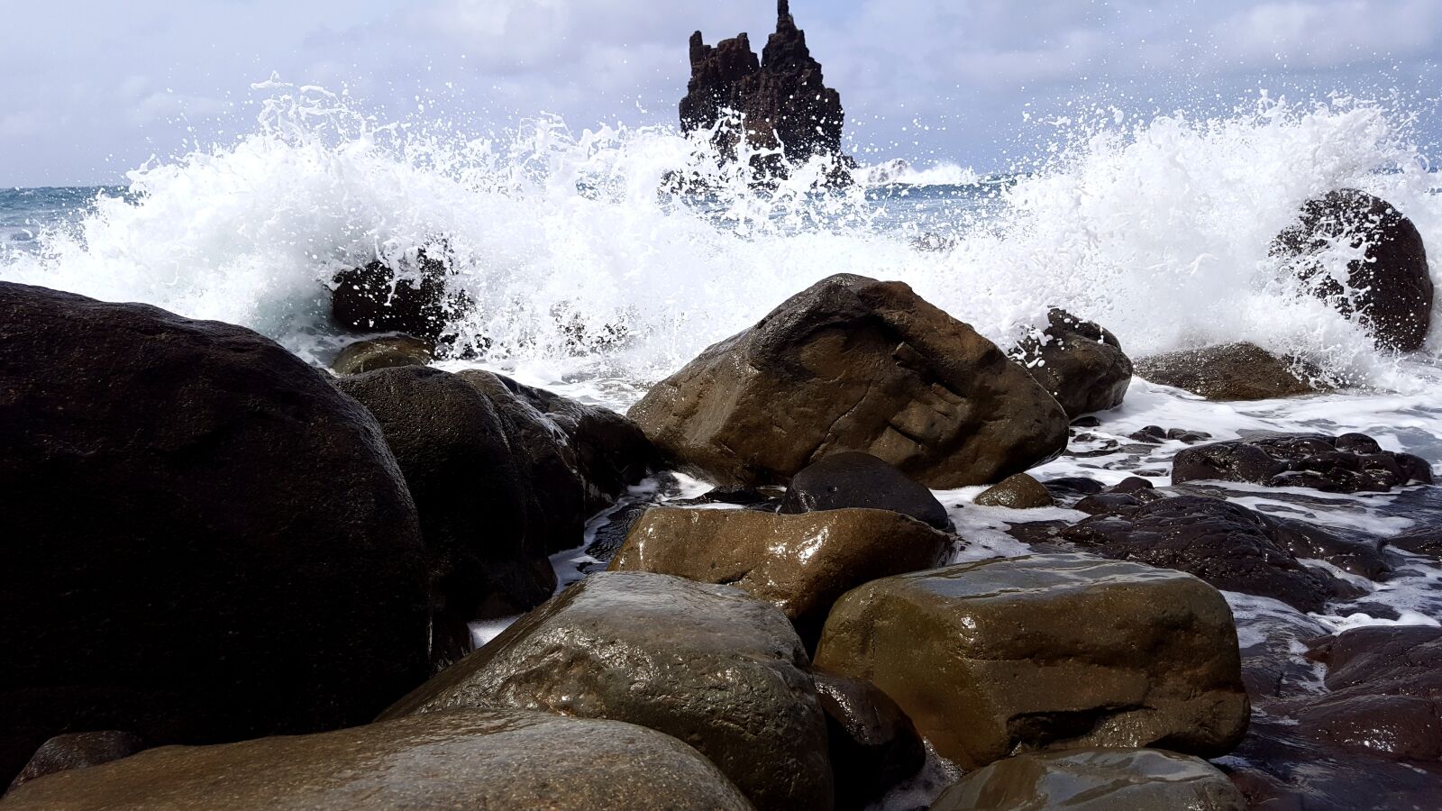Samsung Galaxy S6 sample photo. Sea, wave, water photography