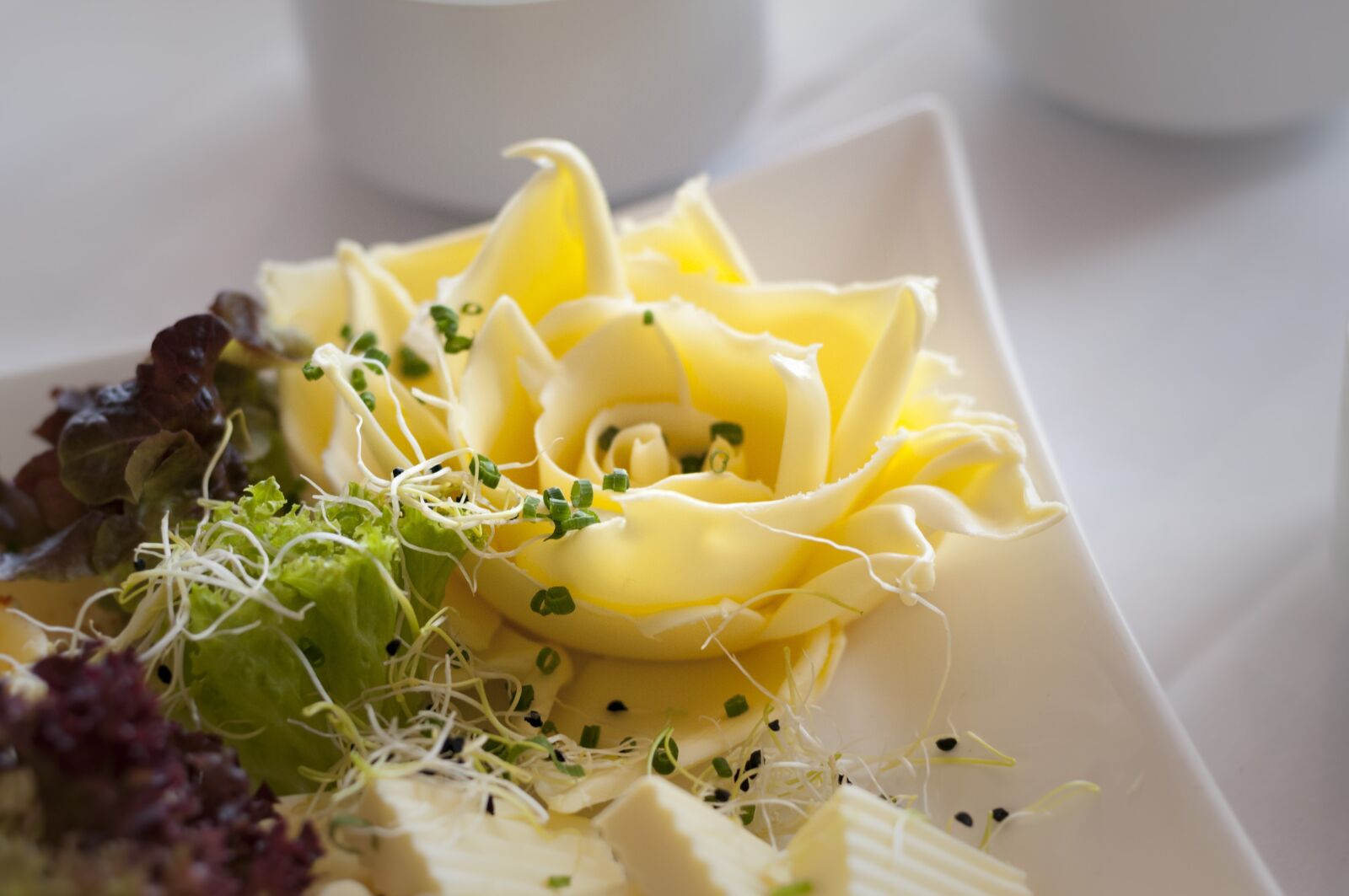 Nikon D300 sample photo. Butter, buttercup, decorative photography