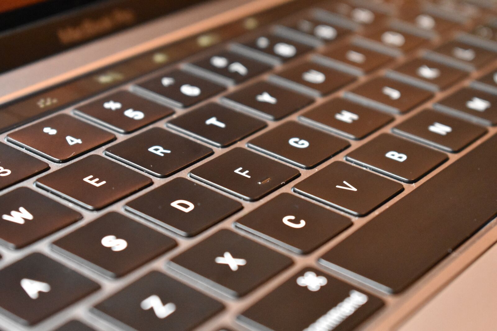 Nikon D3400 sample photo. Computer, apple, macintosh photography