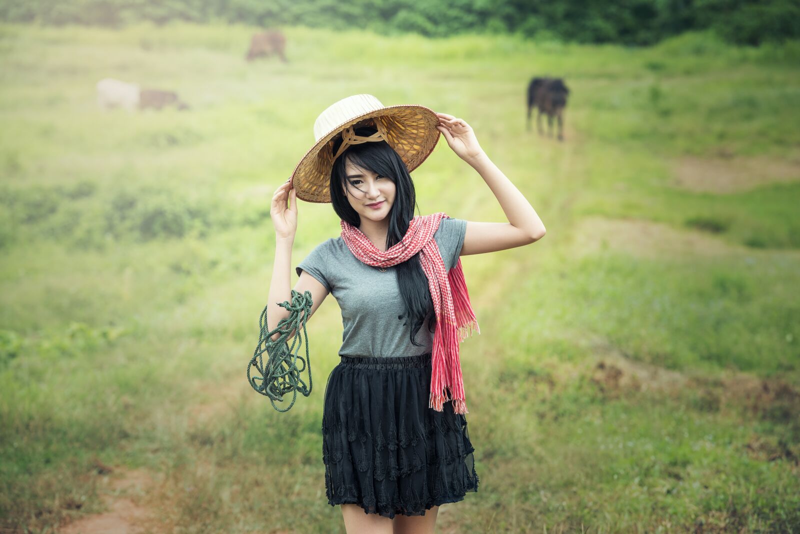 Nikon D810 sample photo. Woman, green, hats photography