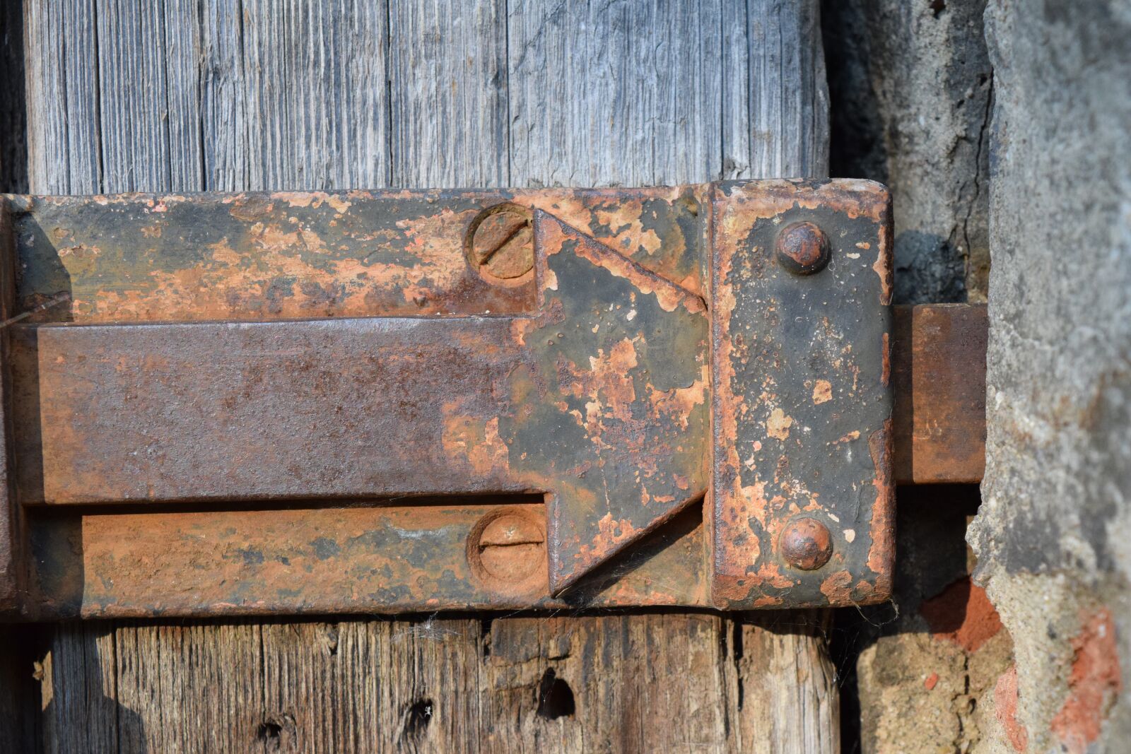 Nikon D3300 sample photo. Door lock, castle, door photography