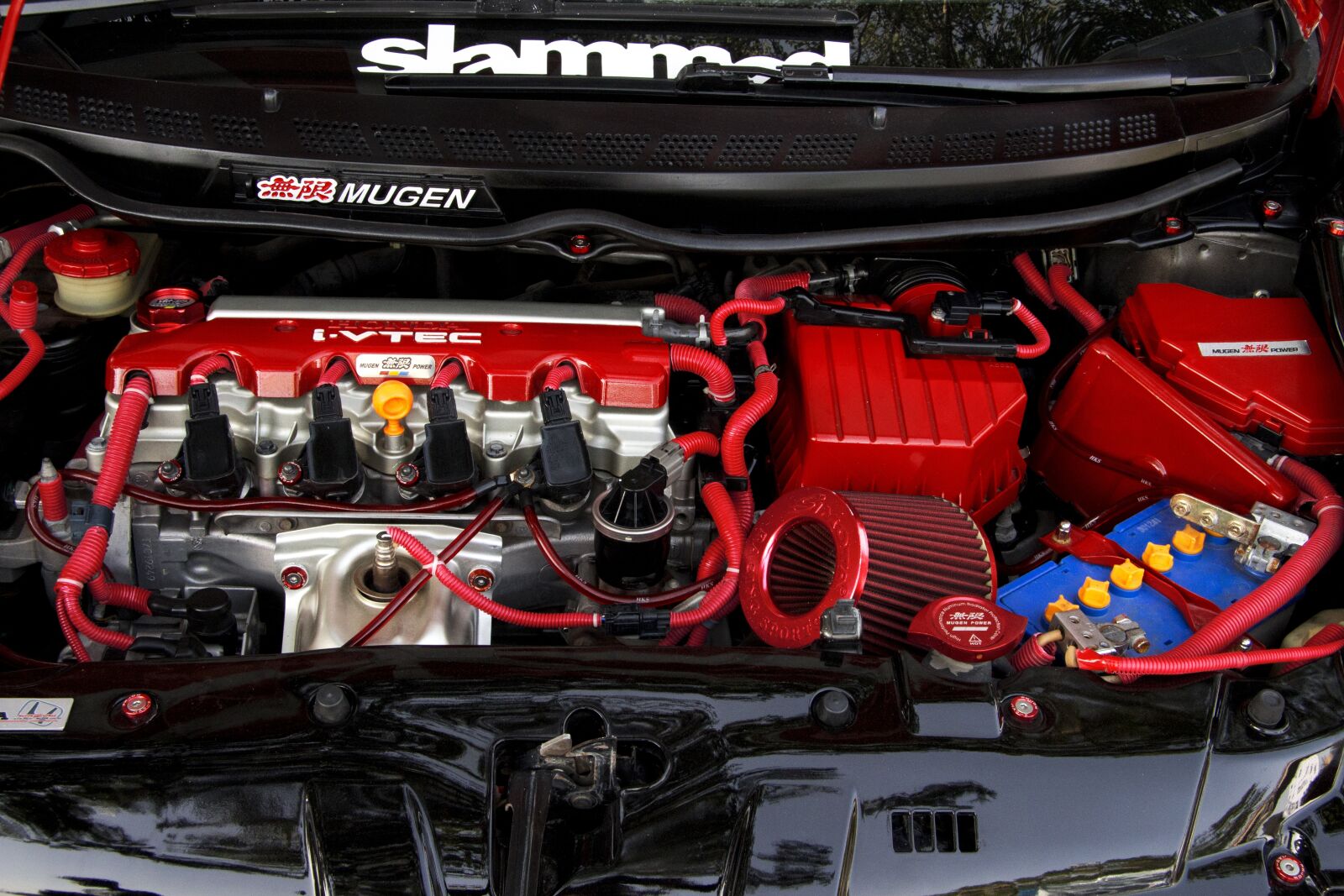 Canon EF-S 17-85mm F4-5.6 IS USM sample photo. Engine, car engine, sports photography