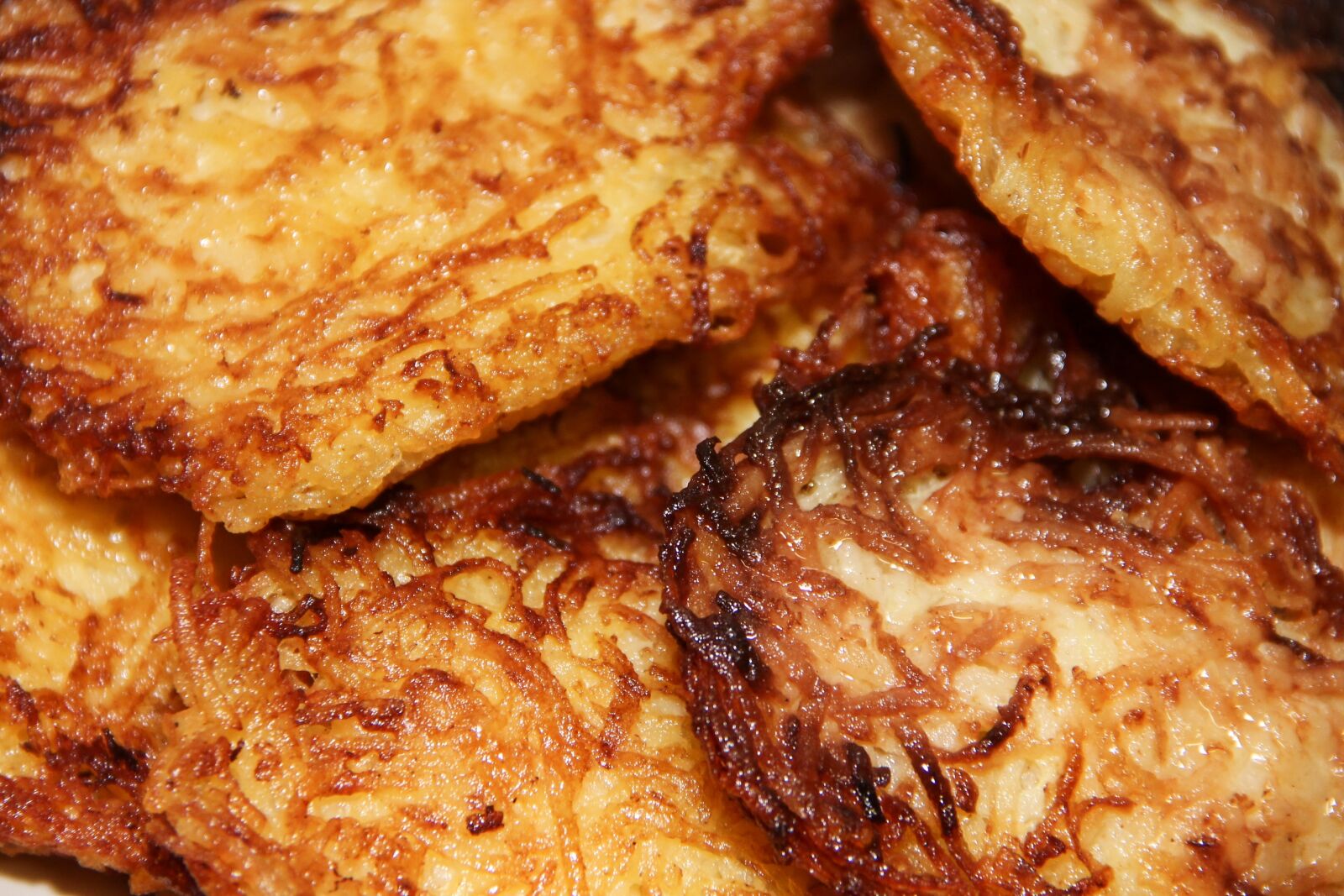 Canon EOS 1100D (EOS Rebel T3 / EOS Kiss X50) sample photo. Potato fritter, potato patties photography