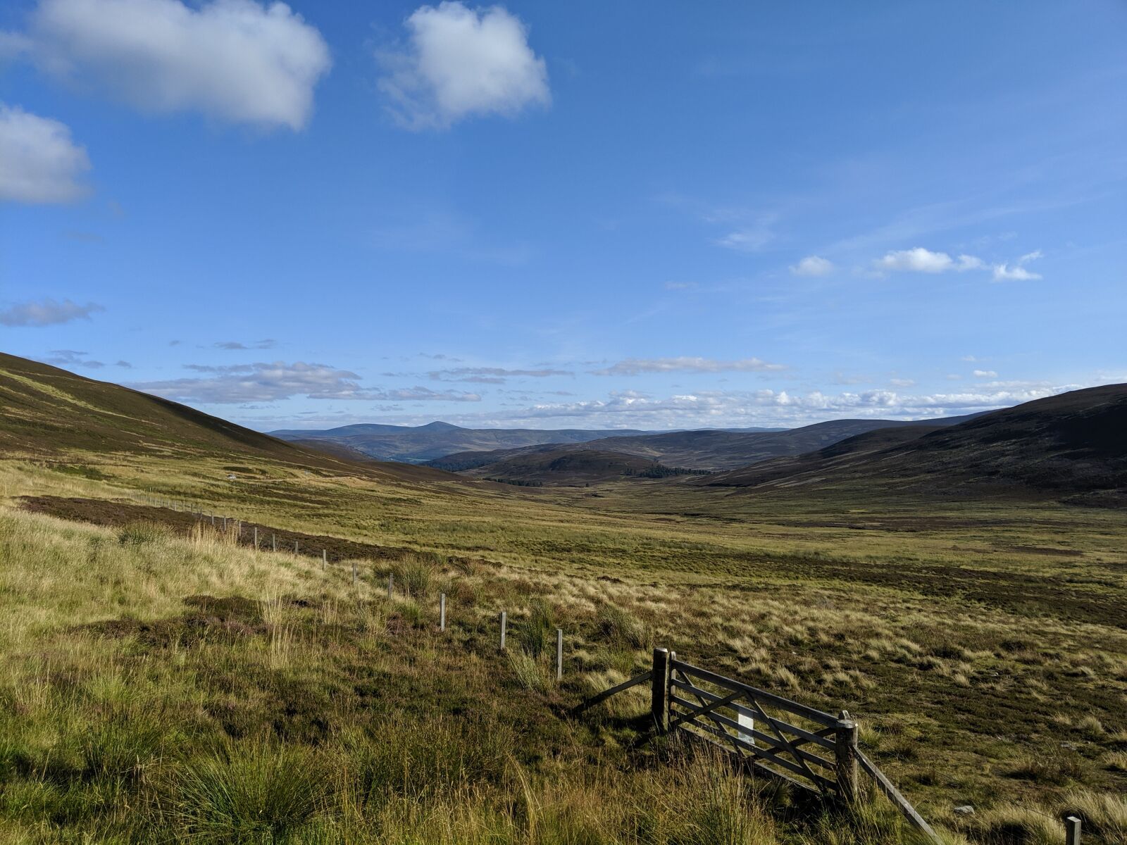 Google Pixel 3 sample photo. Scotland, highlands, countryside photography