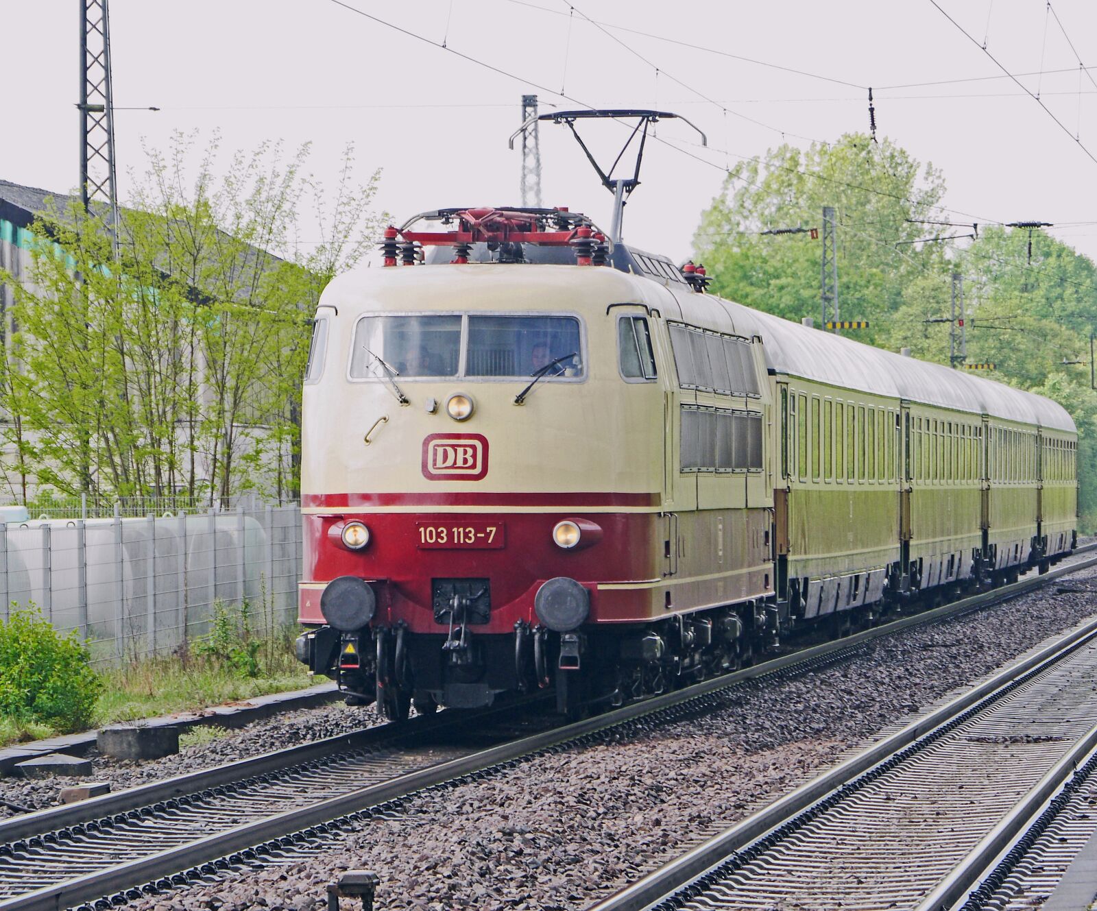 Panasonic Lumix DMC-GH3 sample photo. Intercity, fernzug, express train photography