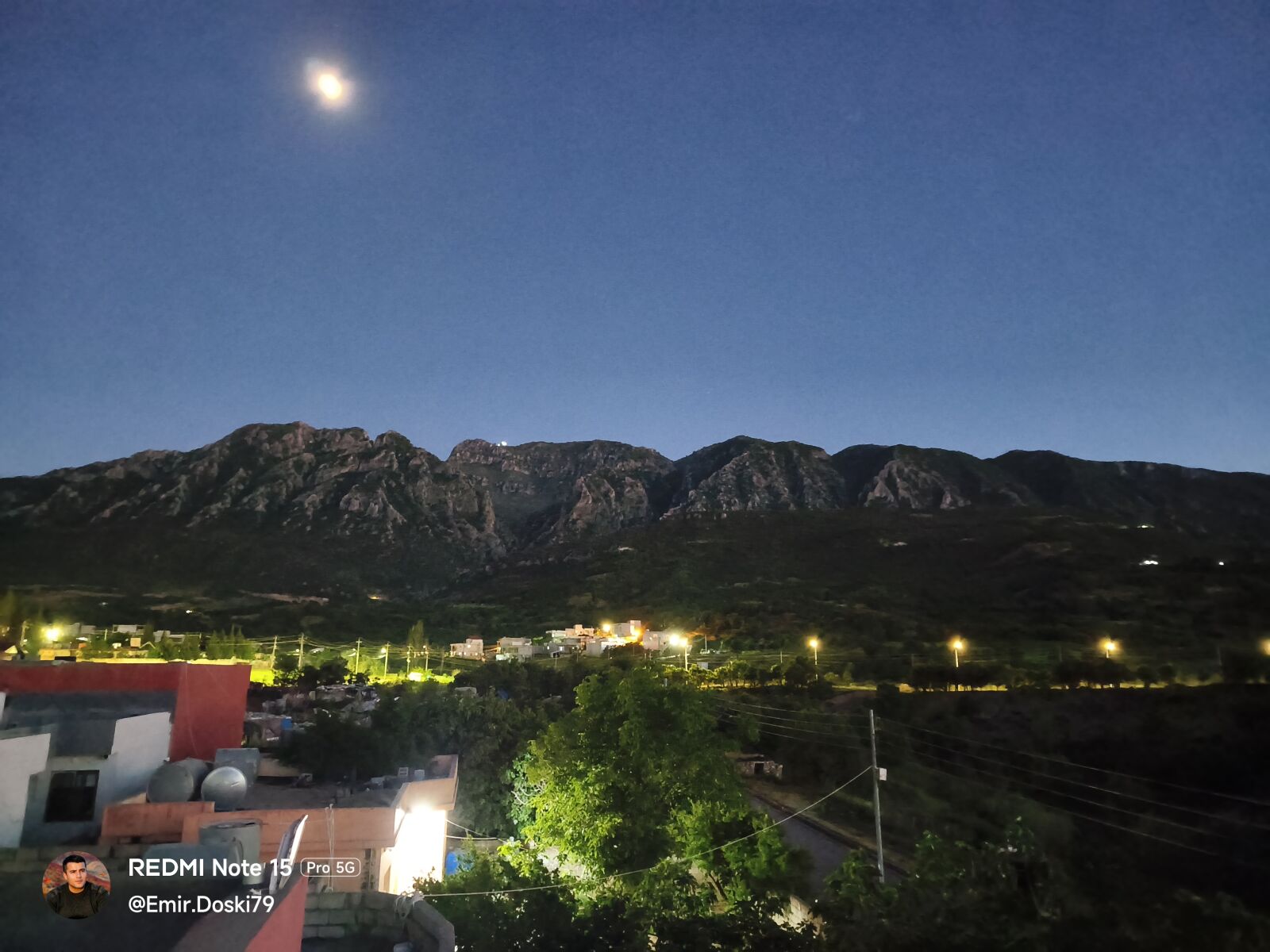 Xiaomi REDMI Note 15 Pro 5G sample photo. کومەلگەها ئازادیێ photography