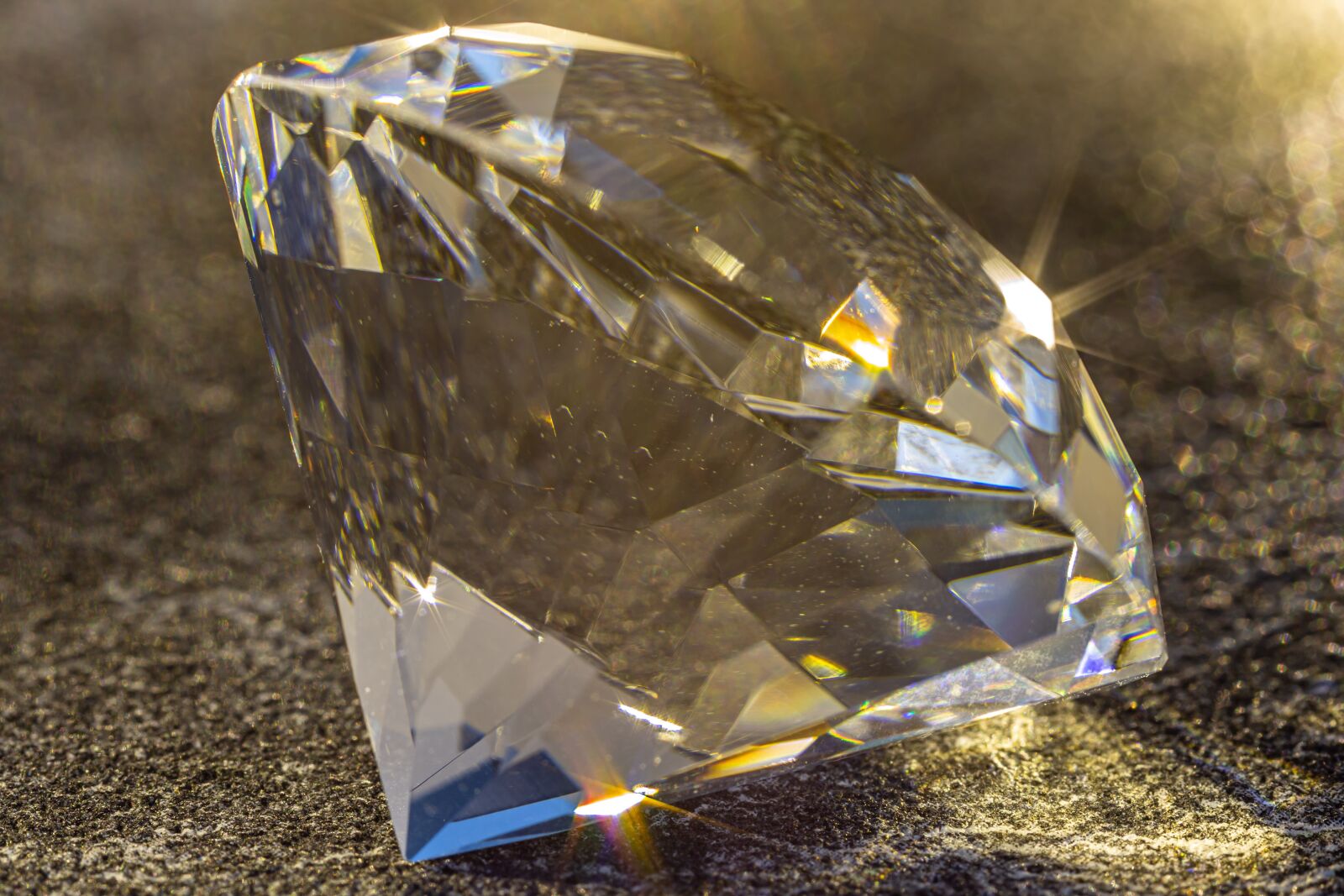 Canon EOS 6D sample photo. Brilliant, glass, sparkle photography