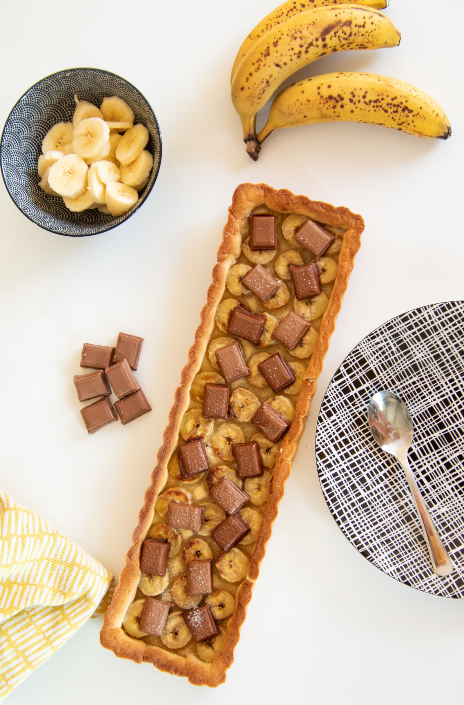 Canon EOS 800D (EOS Rebel T7i / EOS Kiss X9i) sample photo. Pie, banane, chocolate photography