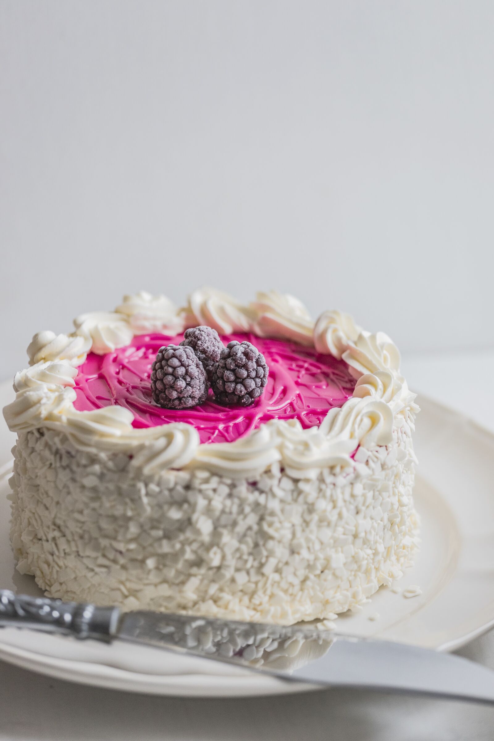 Canon EF 70-200mm F4L USM sample photo. Dessert, cake, cream photography