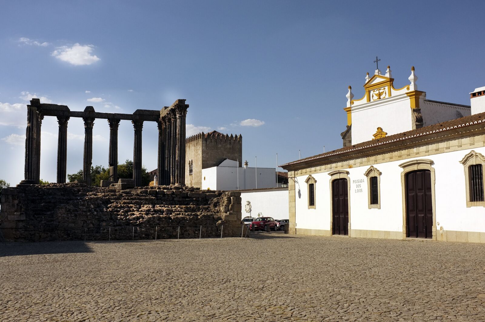 Fujifilm FinePix X100 sample photo. Portugal, evora, roman temple photography