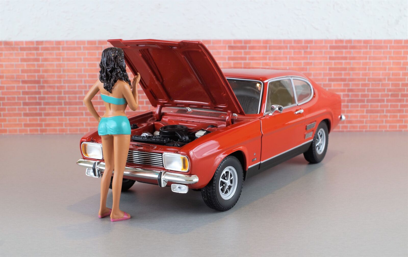 Sony DT 18-70mm F3.5-5.6 sample photo. Model car, ford, capri photography