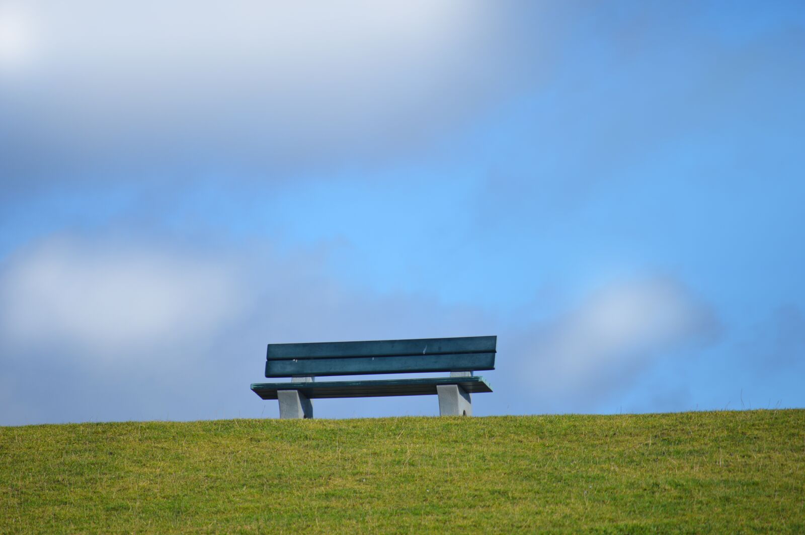 Nikon D3200 sample photo. Bank, blue, dike photography