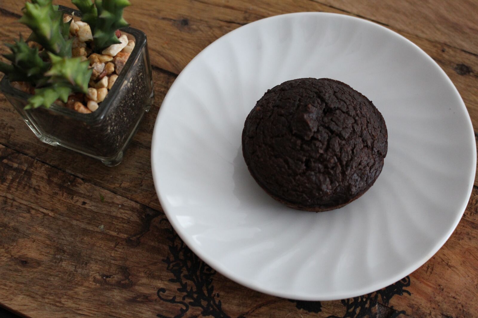 Canon EOS 100D (EOS Rebel SL1 / EOS Kiss X7) sample photo. Food, muffin, health photography