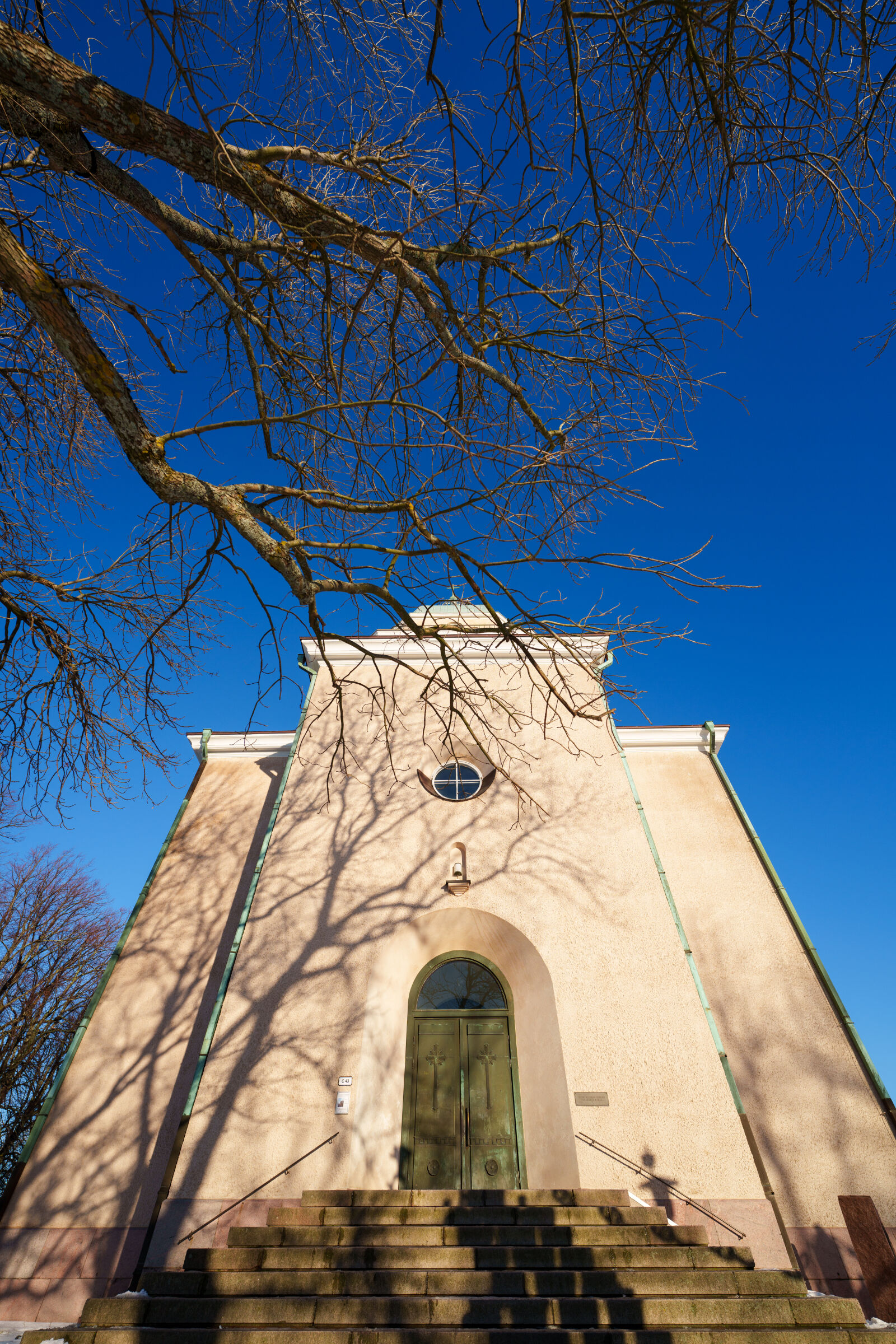 Sigma 14mm F1.4 DG DN sample photo. Reach for the church photography