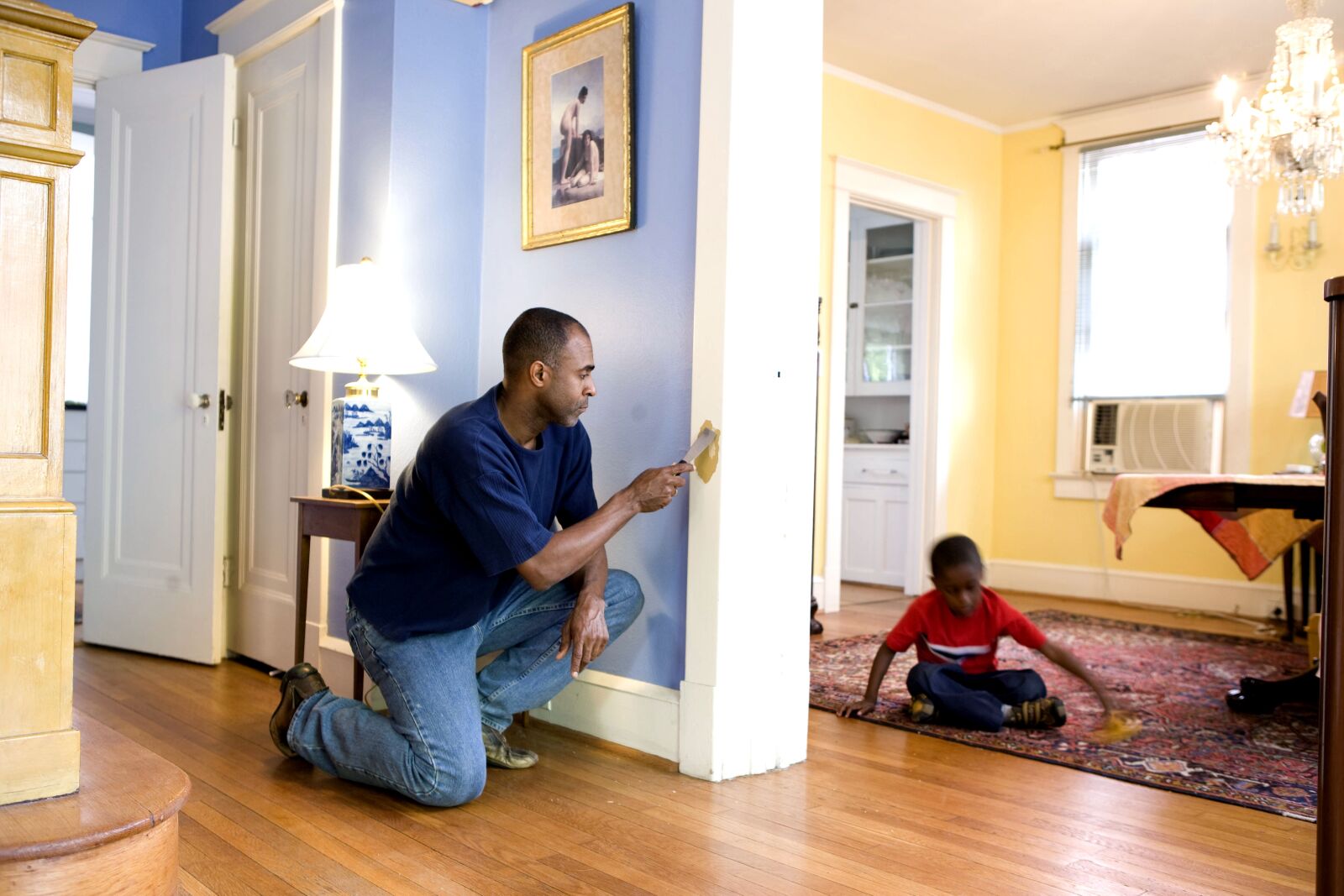 Canon EOS-1Ds Mark II sample photo. Father, repairing, interior, door photography