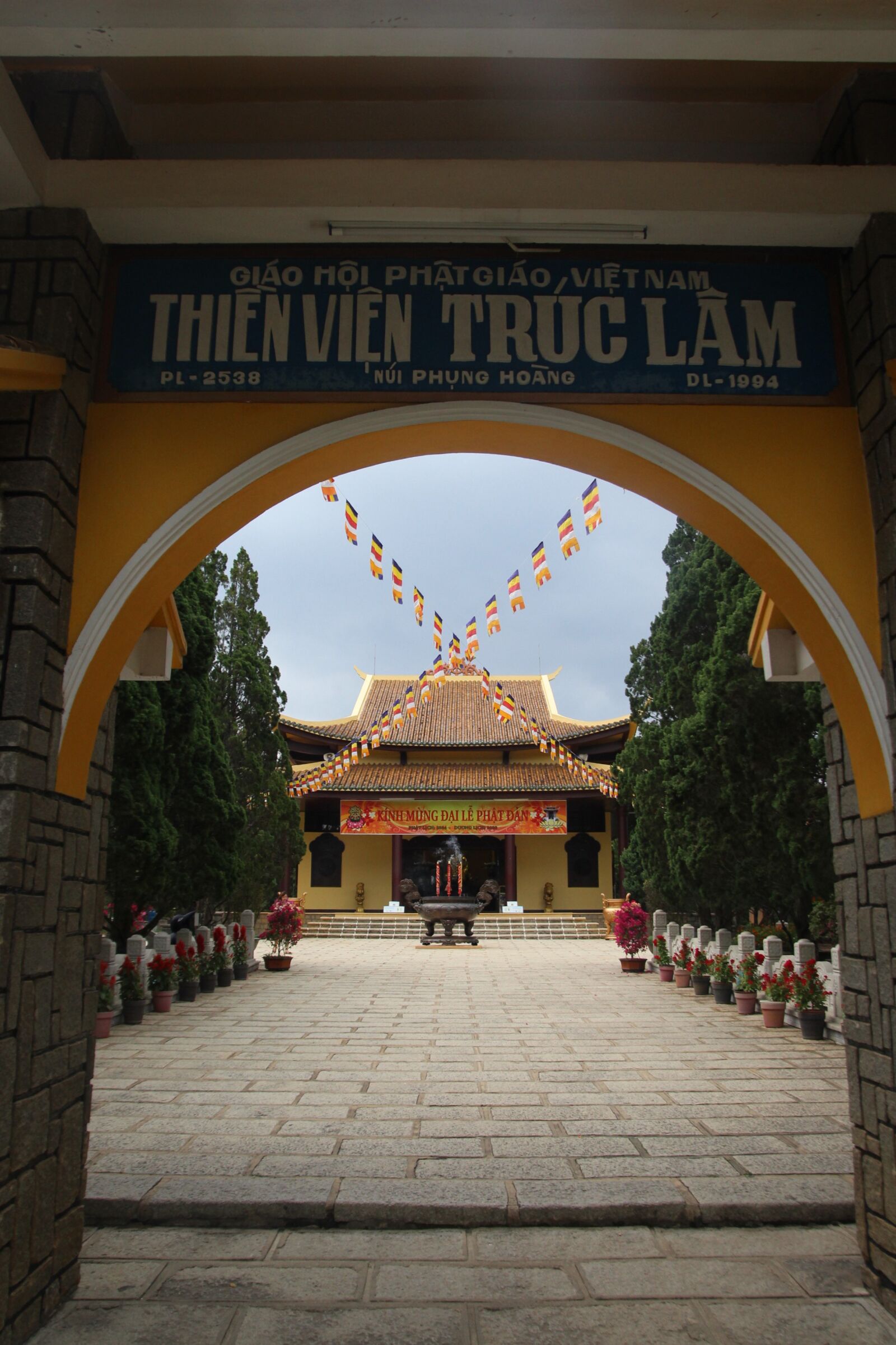 Tamron SP AF 17-50mm F2.8 XR Di II LD Aspherical (IF) sample photo. Vietnam, asia, travel photography