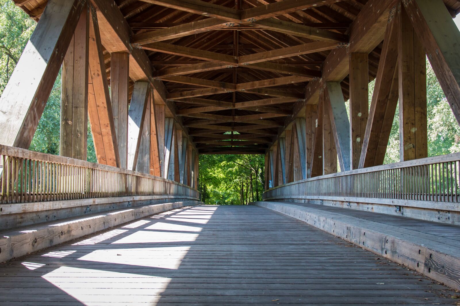 Canon EF 24-105mm F3.5-5.6 IS STM sample photo. Bridge, wood, away photography