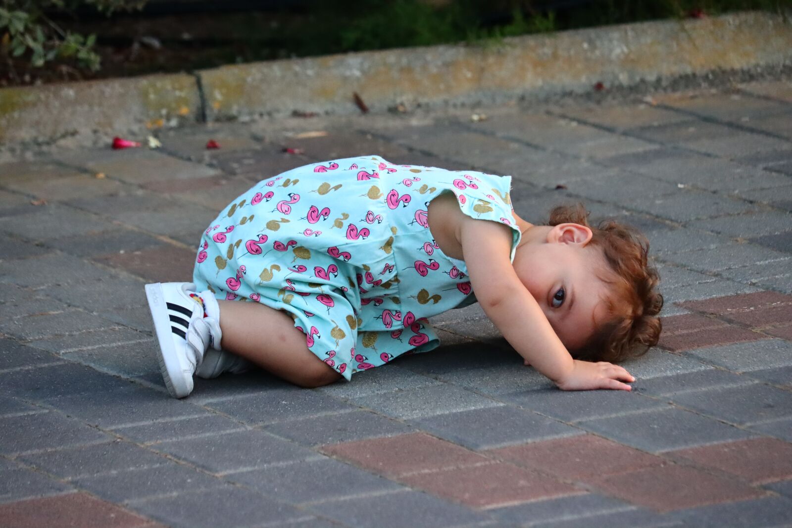 Canon EOS 90D sample photo. Little girl, tired, rest photography